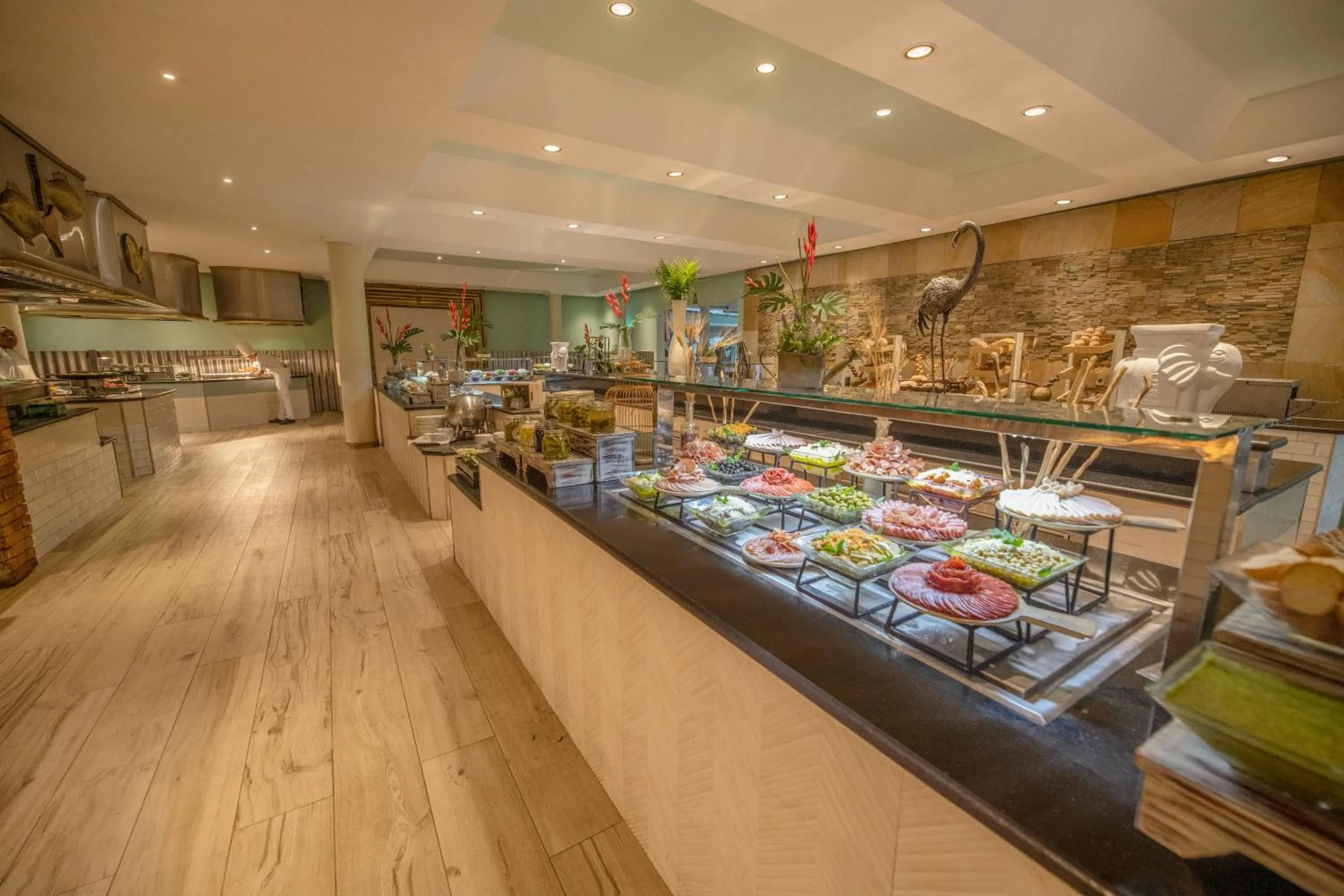 Restaurant/places to eat in Iberostar Waves Dominicana - All Inclusive