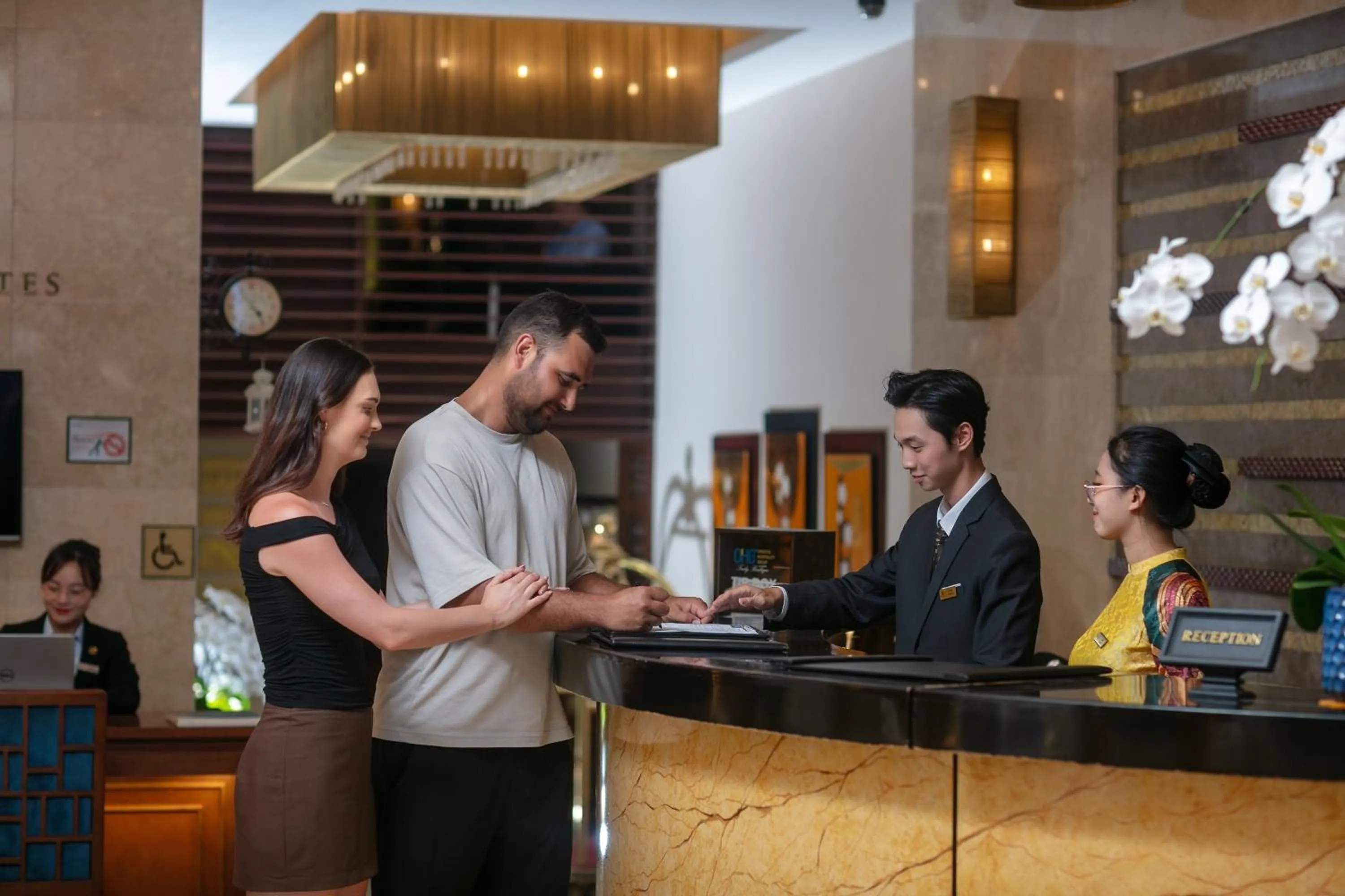 Communal lounge/ TV room in Oriental Suites Hotel & Spa