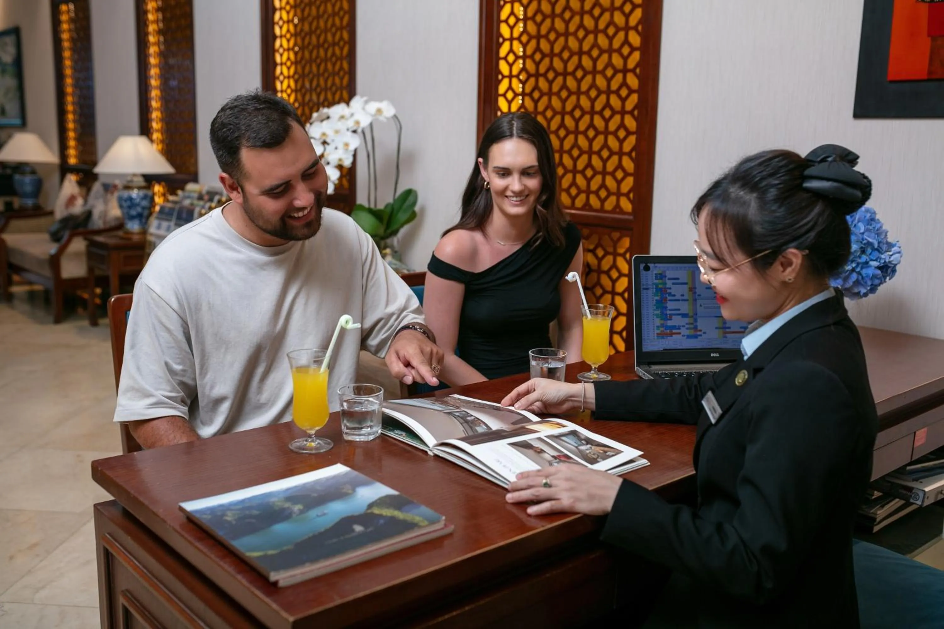 Lobby or reception in Oriental Suites Hotel & Spa