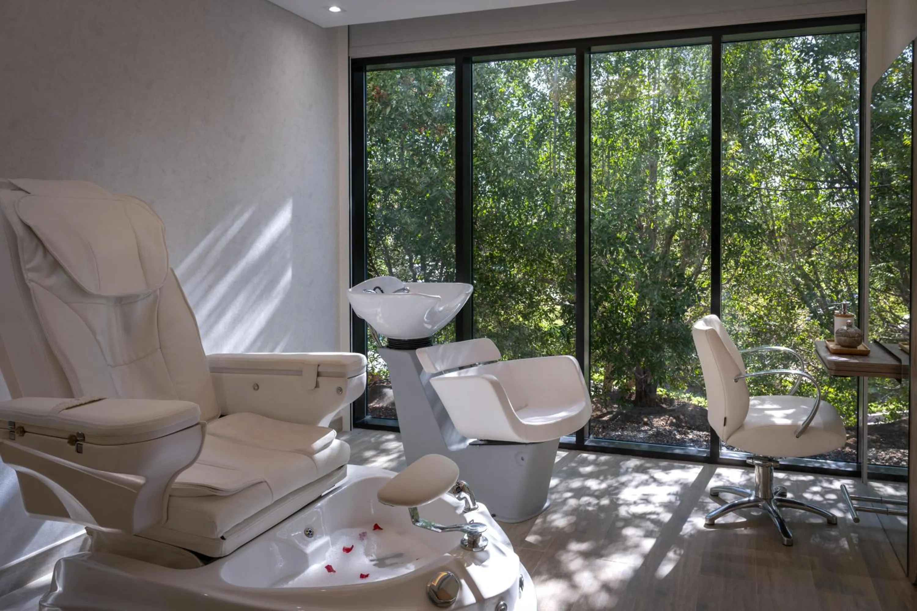 Spa and wellness centre/facilities in JA Hatta Fort Hotel