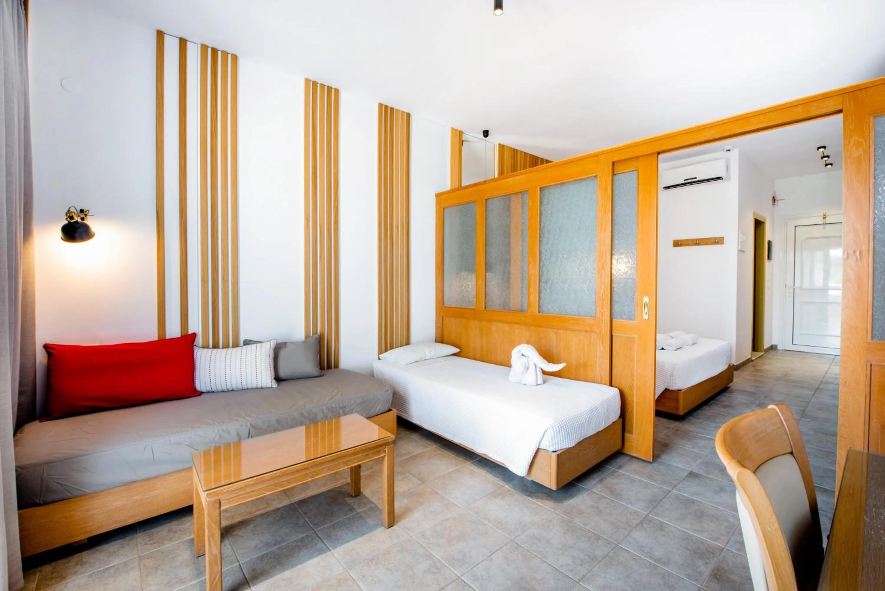 Bed in Lindos View Hotel