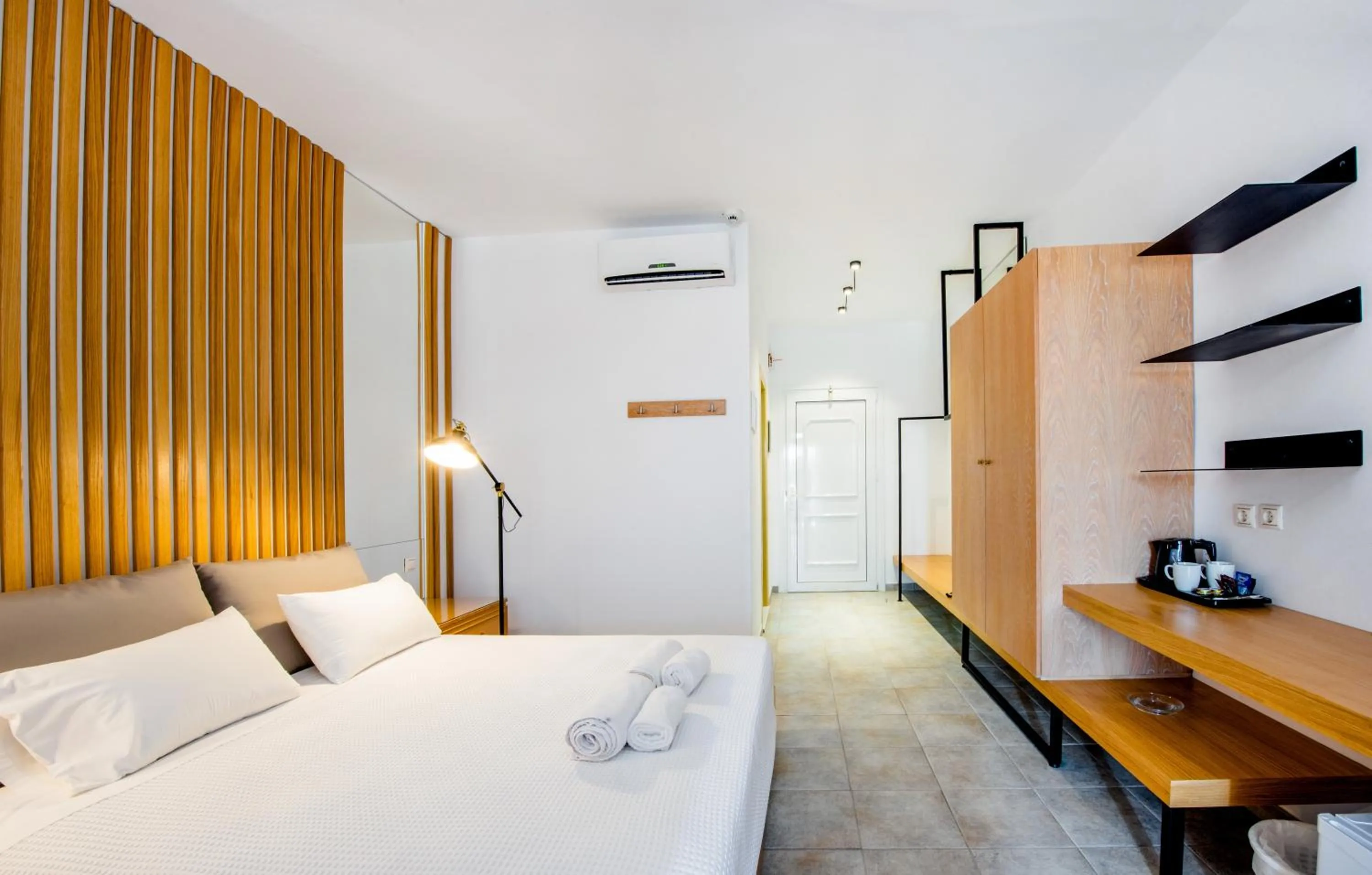 Bed in Lindos View Hotel