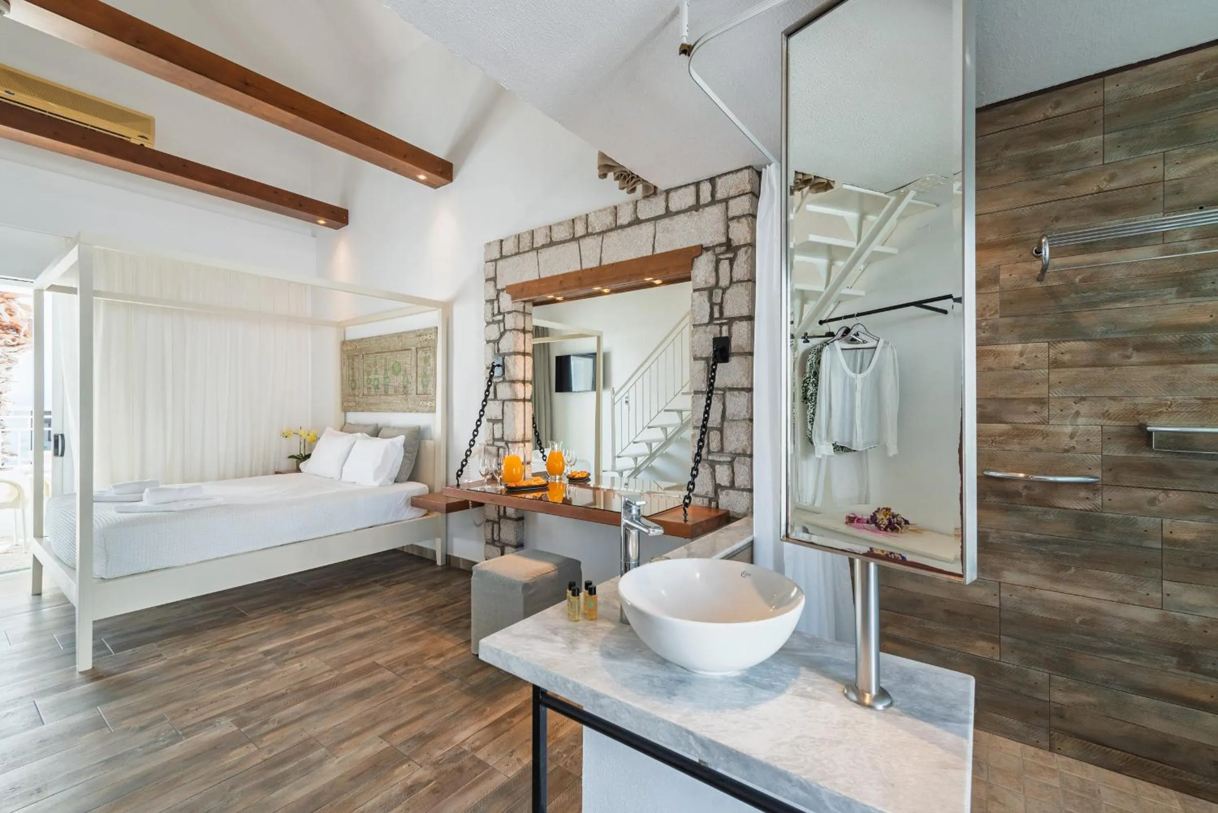 Bed in Lindos View Hotel