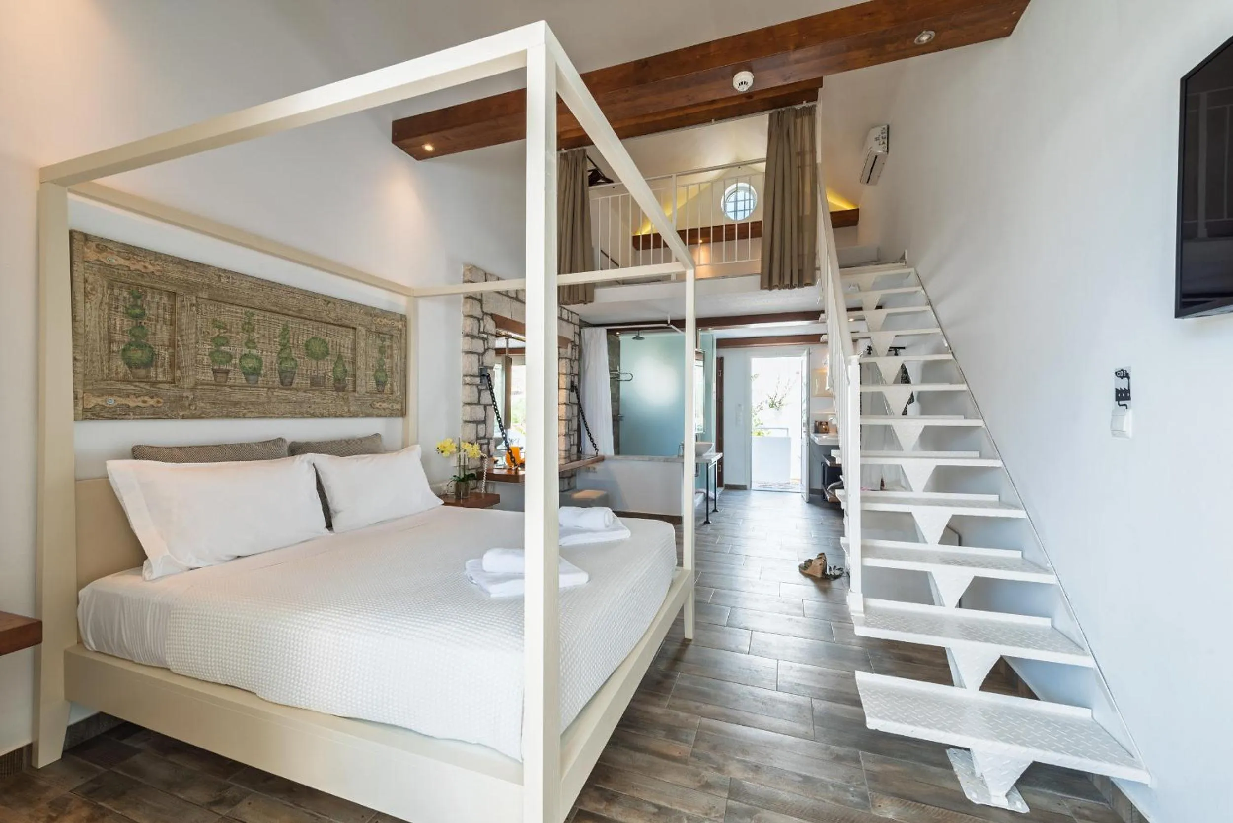 Bed in Lindos View Hotel