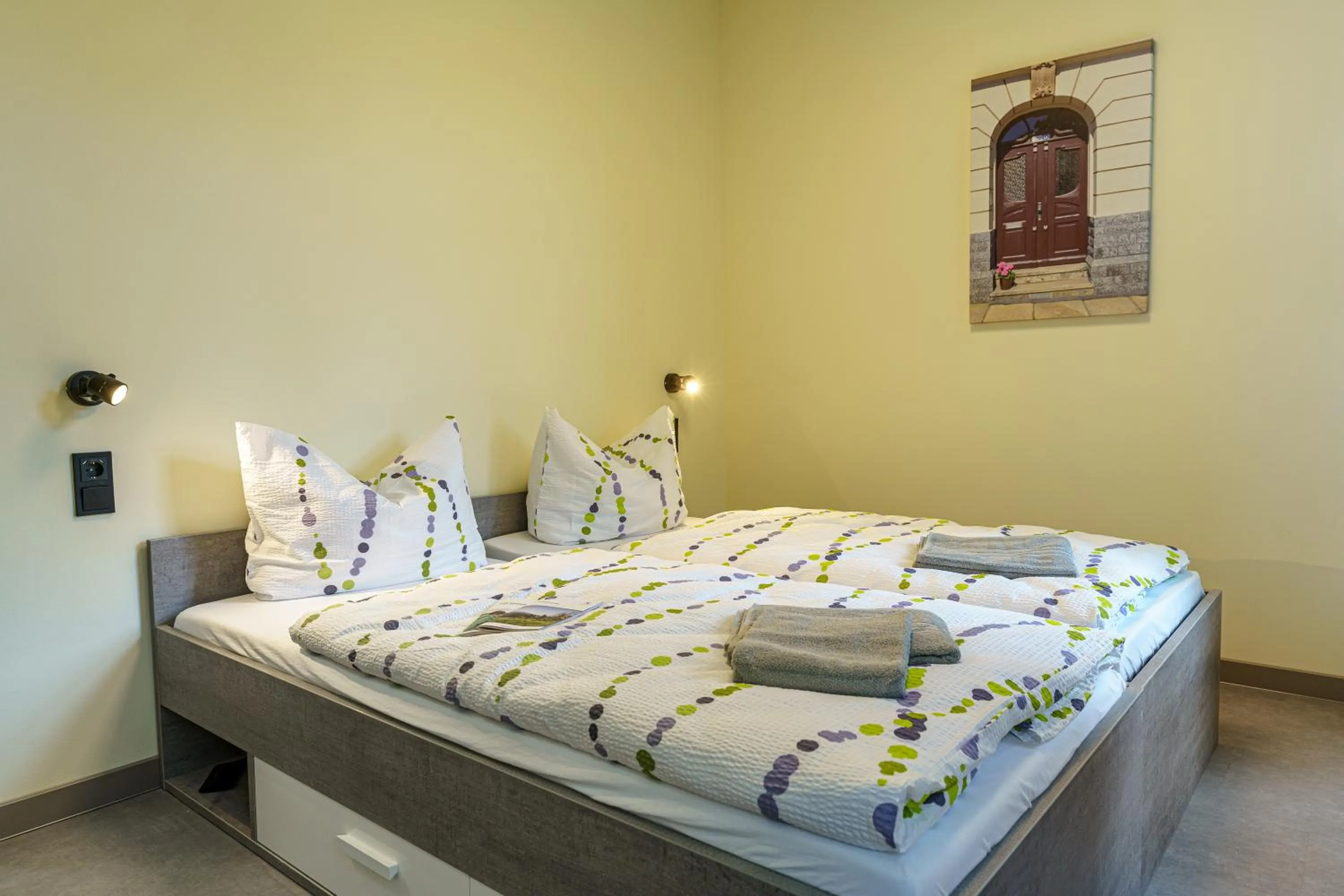 Photo of the whole room in Hotel und Hostel Gleisbett