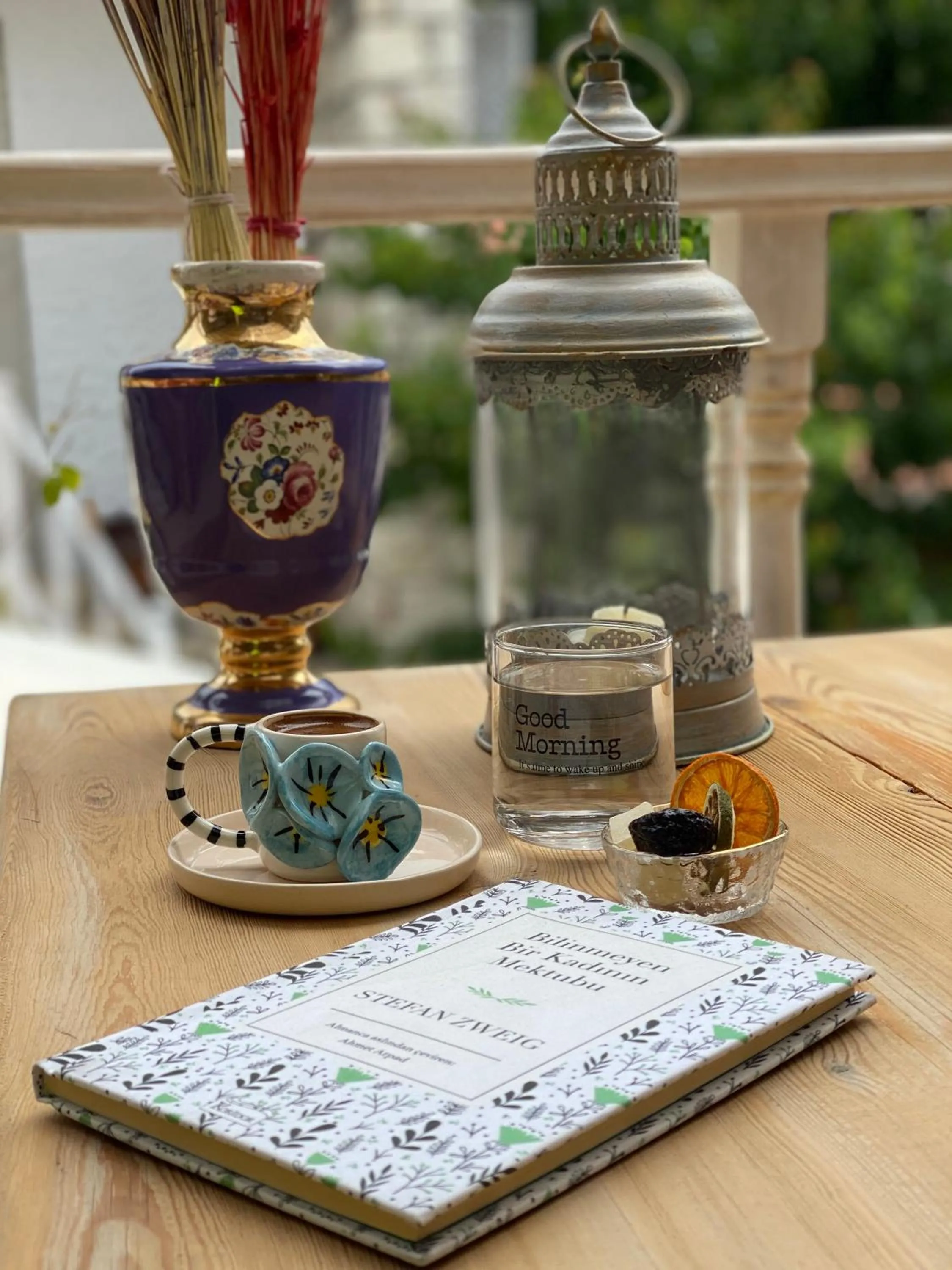 Food and drinks in Morisi Avlu