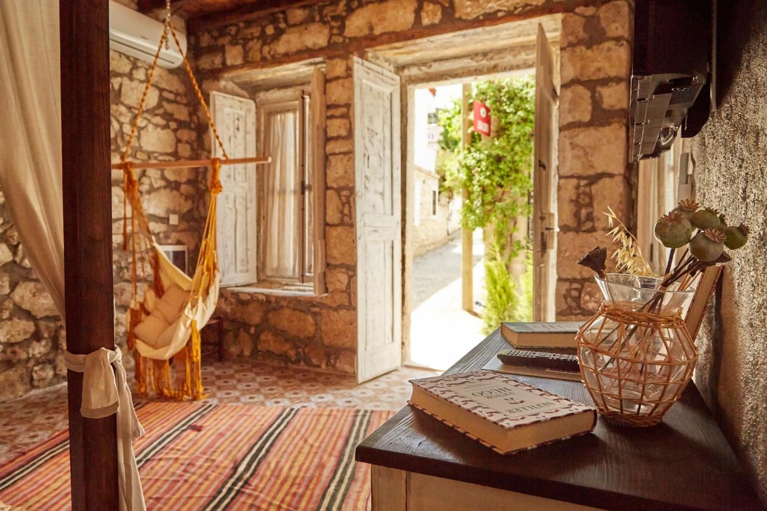 Living room in Morisi Avlu