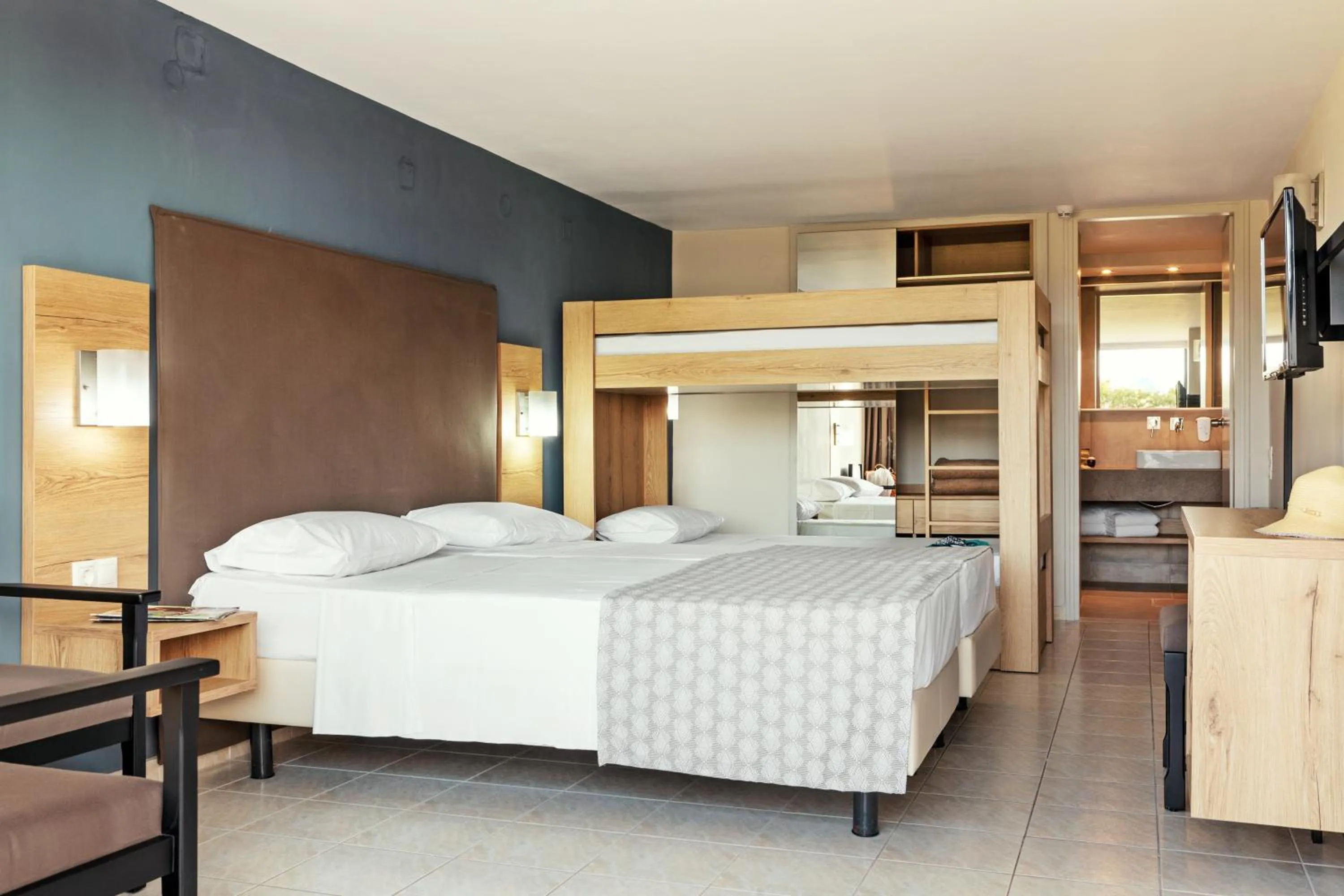 Photo of the whole room, Bed in Sol Marina Beach Crete