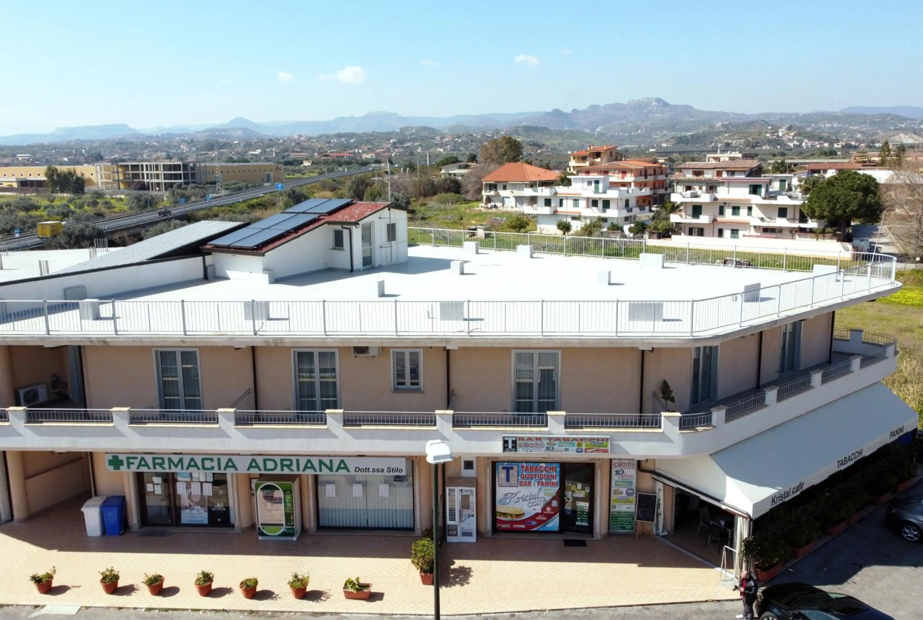 Property building in Accòmodati - Camere e Appartamenti