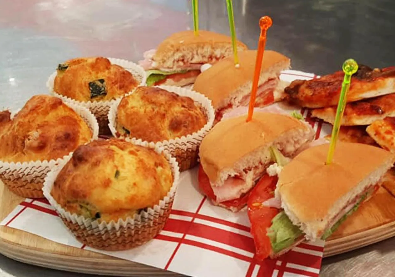 Restaurant/places to eat in Accòmodati - Camere e Appartamenti