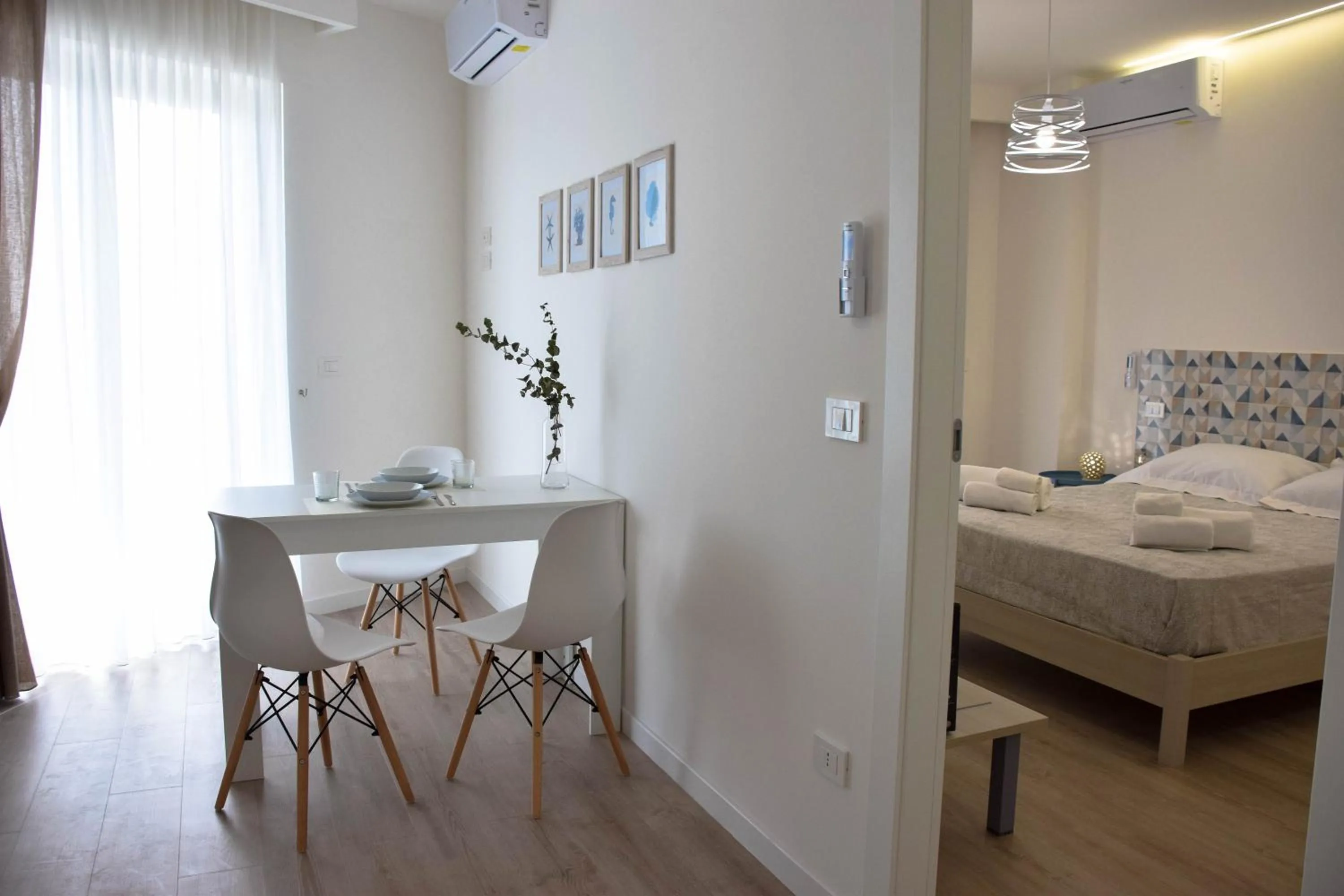 Dining area, Bed in Accòmodati - Camere e Appartamenti