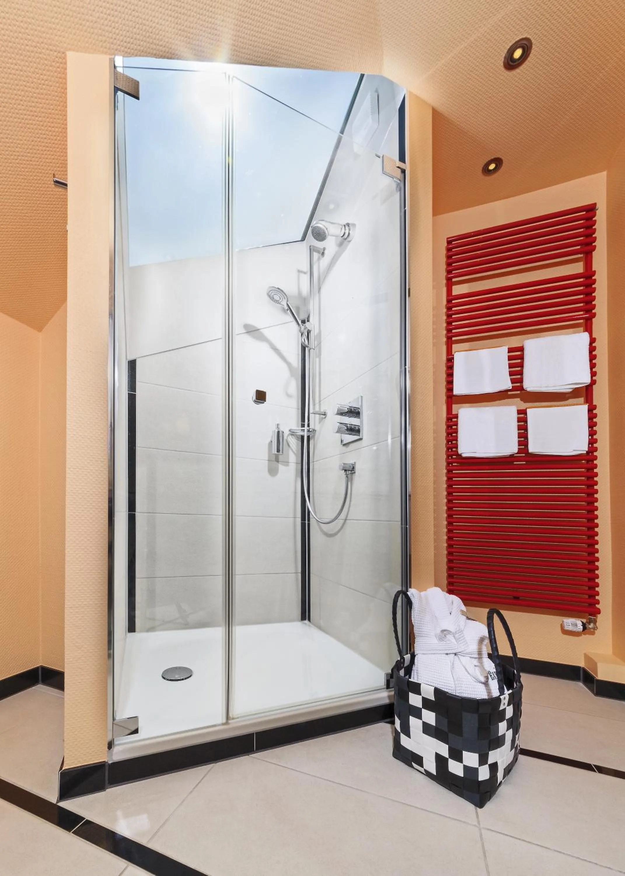 Bathroom in Kneipp- und Wellvitalhotel Edelweiss