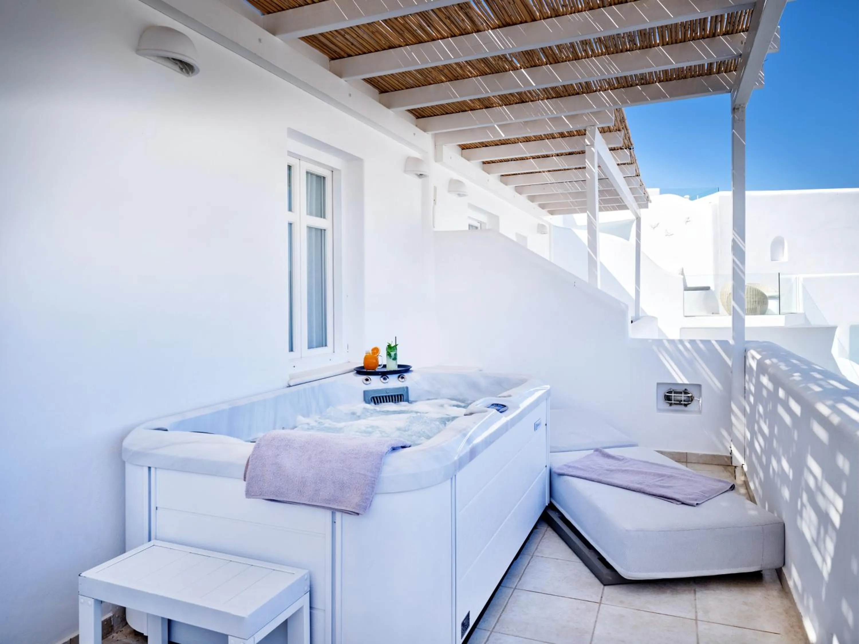 Hot Tub in Stelia Mare Boutique Hotel