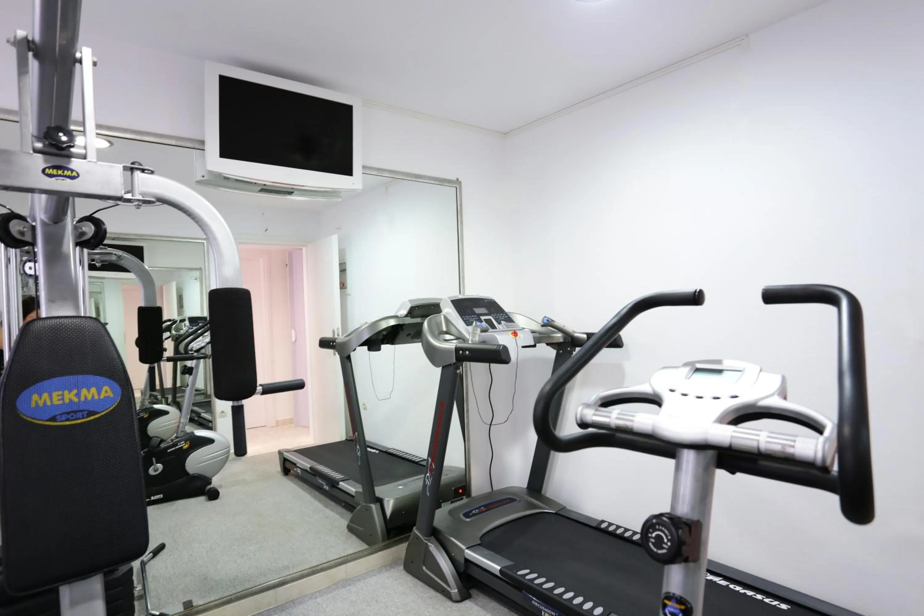 Fitness centre/facilities in Stelia Mare Boutique Hotel