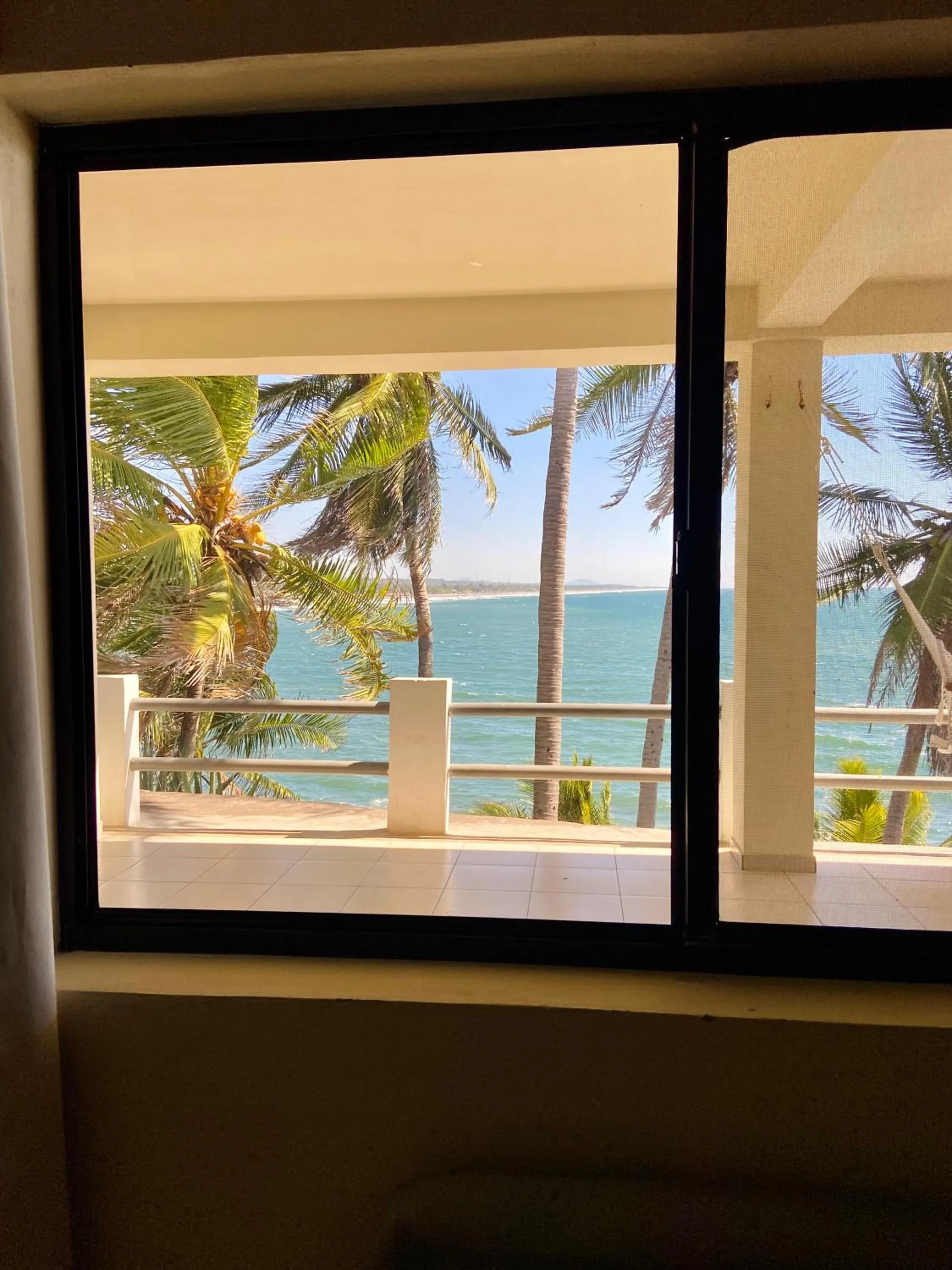 Day in Paradise Surf Hotel