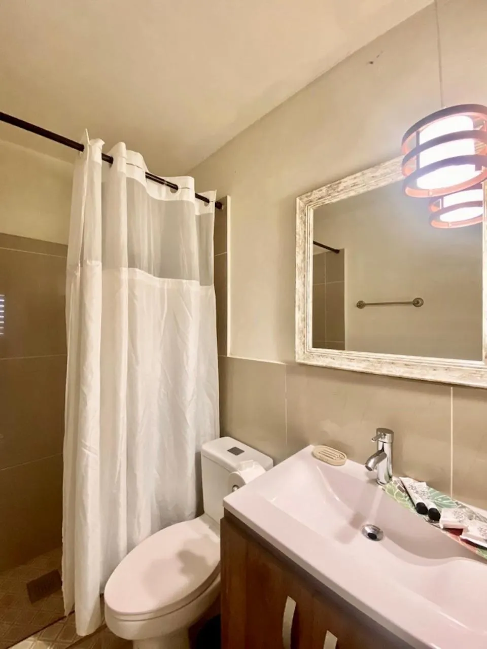 Shower in Paradise Surf Hotel