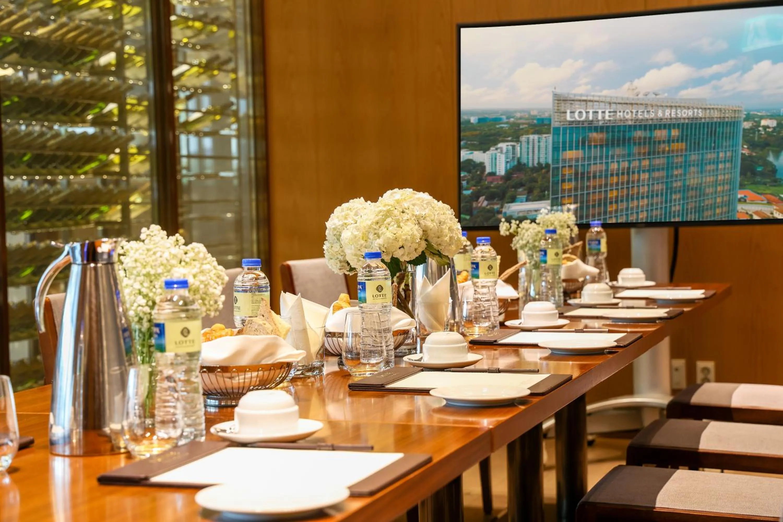 Restaurant/places to eat in LOTTE Hotel Serviced Apartment