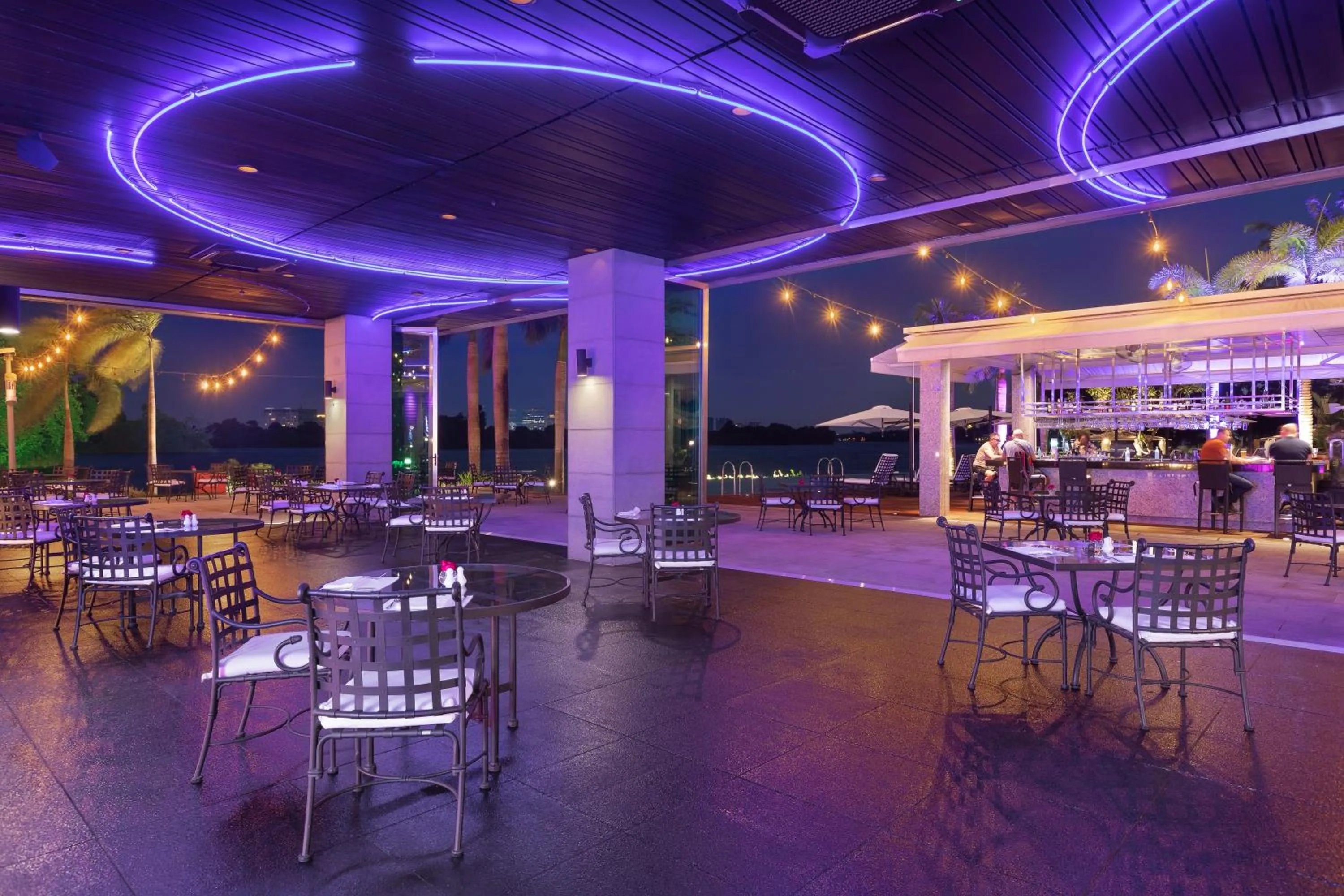 Restaurant/places to eat in LOTTE Hotel Serviced Apartment