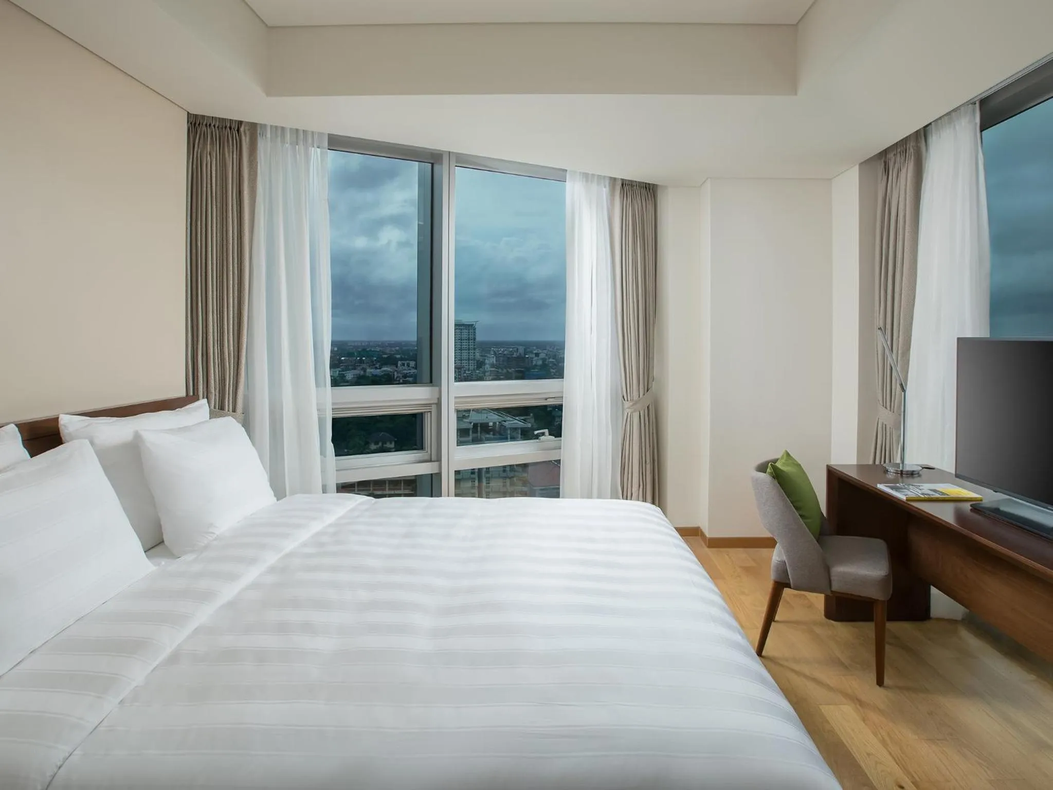 Bedroom, Bed in LOTTE Hotel Serviced Apartment