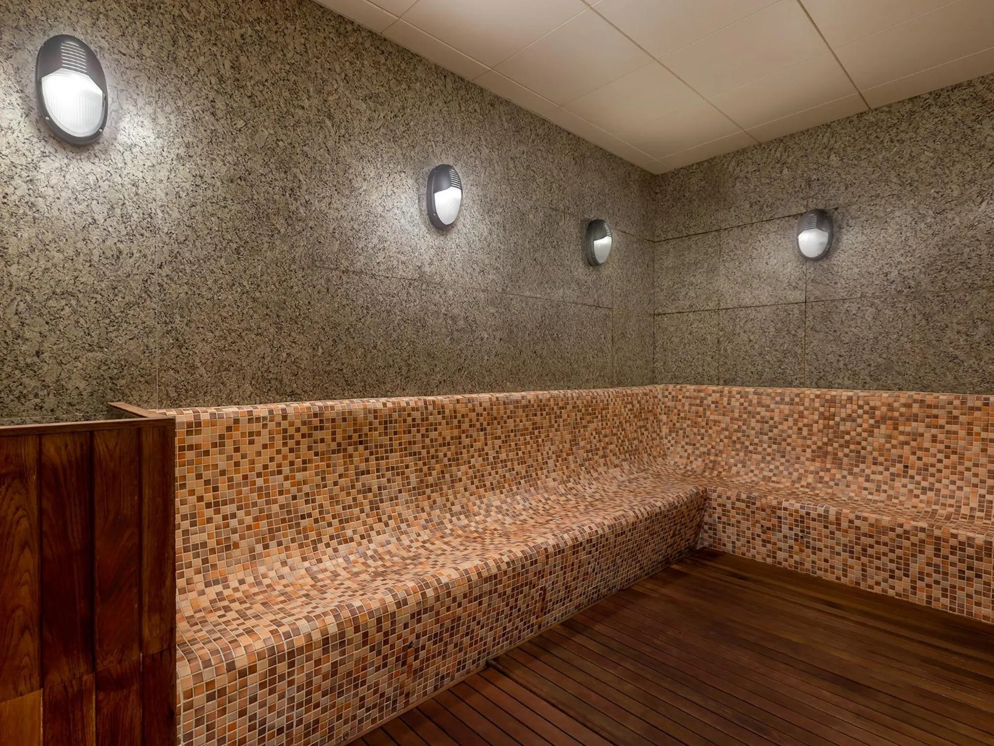 Steam room in LOTTE Hotel Serviced Apartment