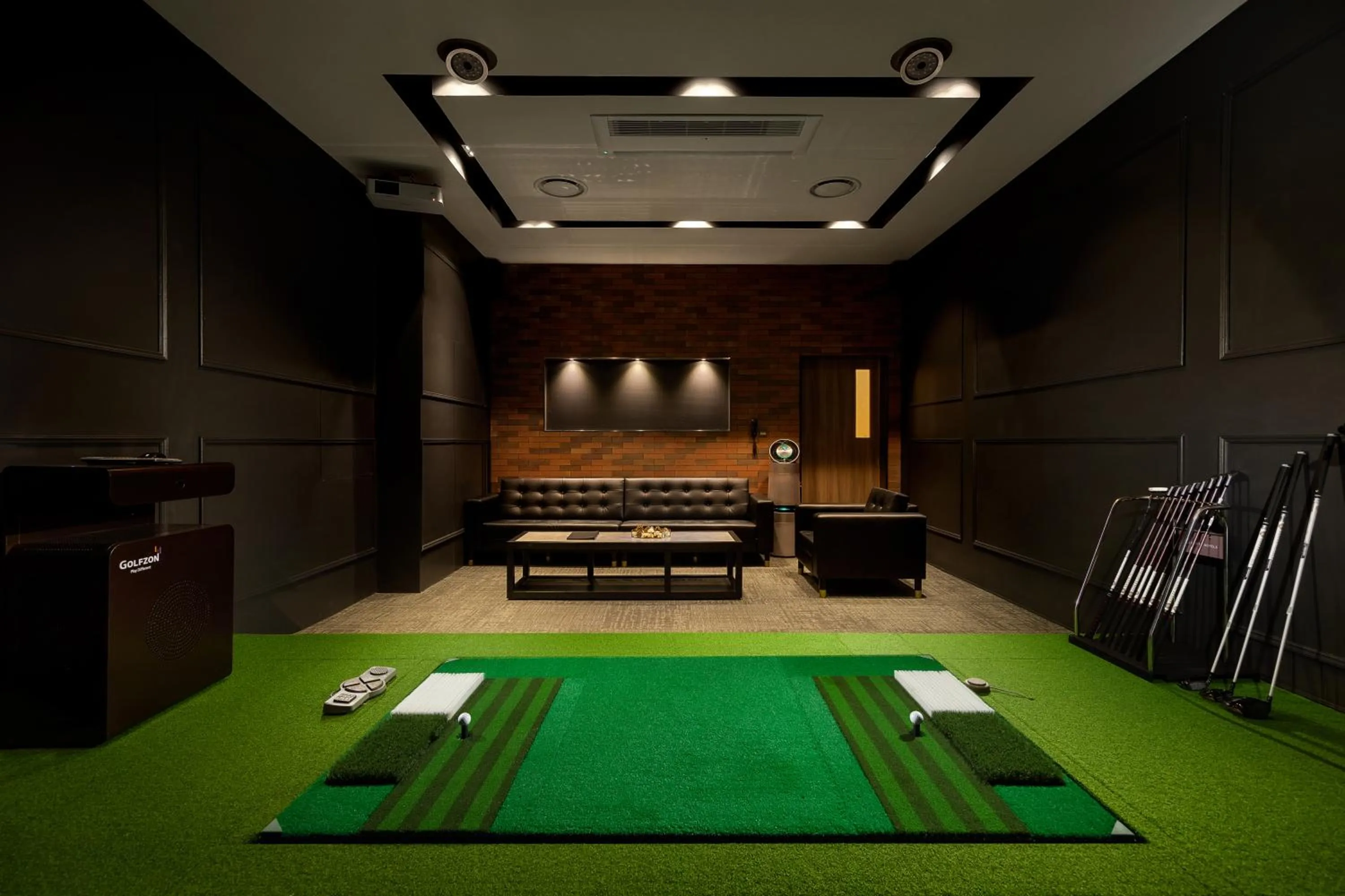 Game Room in LOTTE Hotel Serviced Apartment