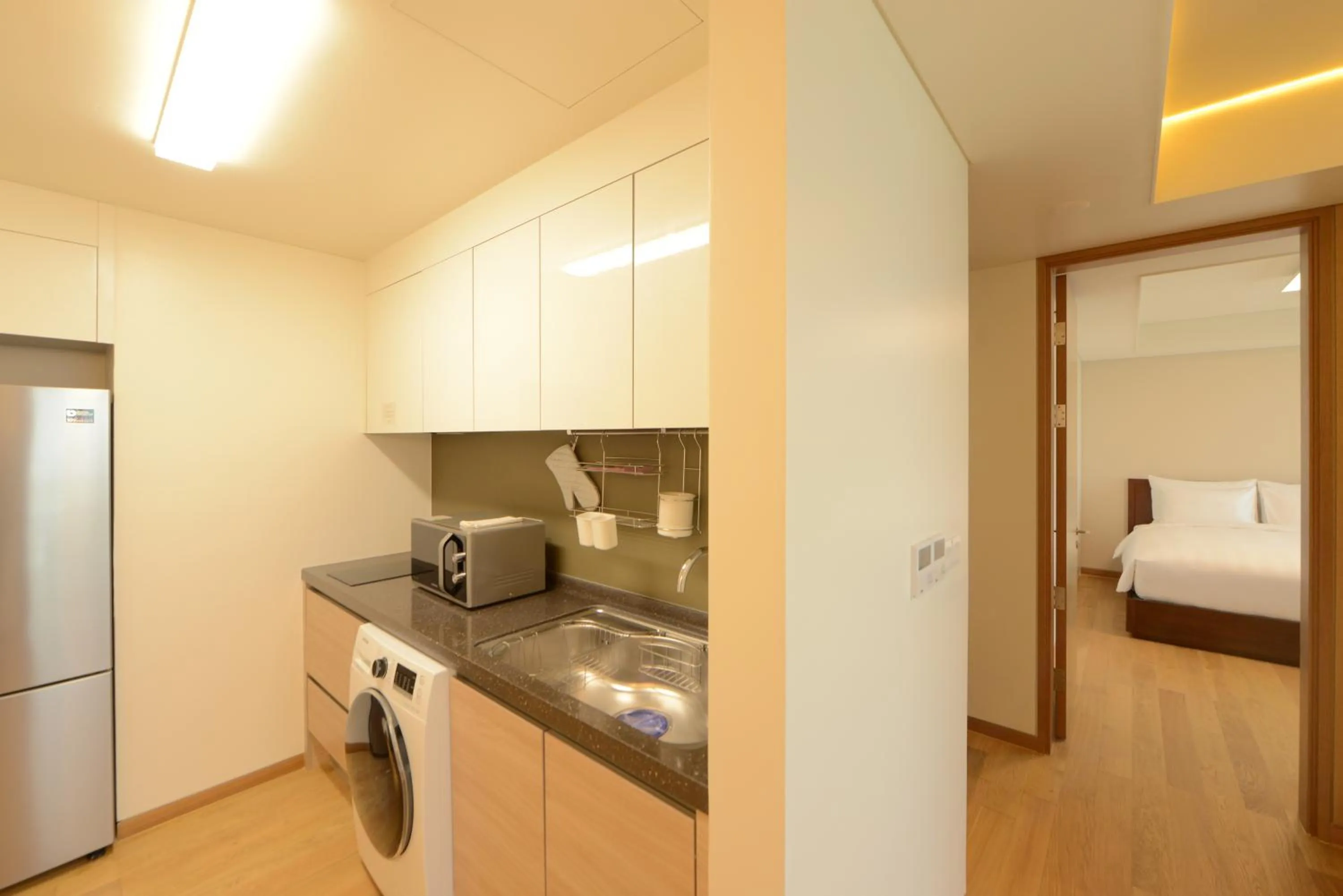 Bedroom, Bed in LOTTE Hotel Serviced Apartment