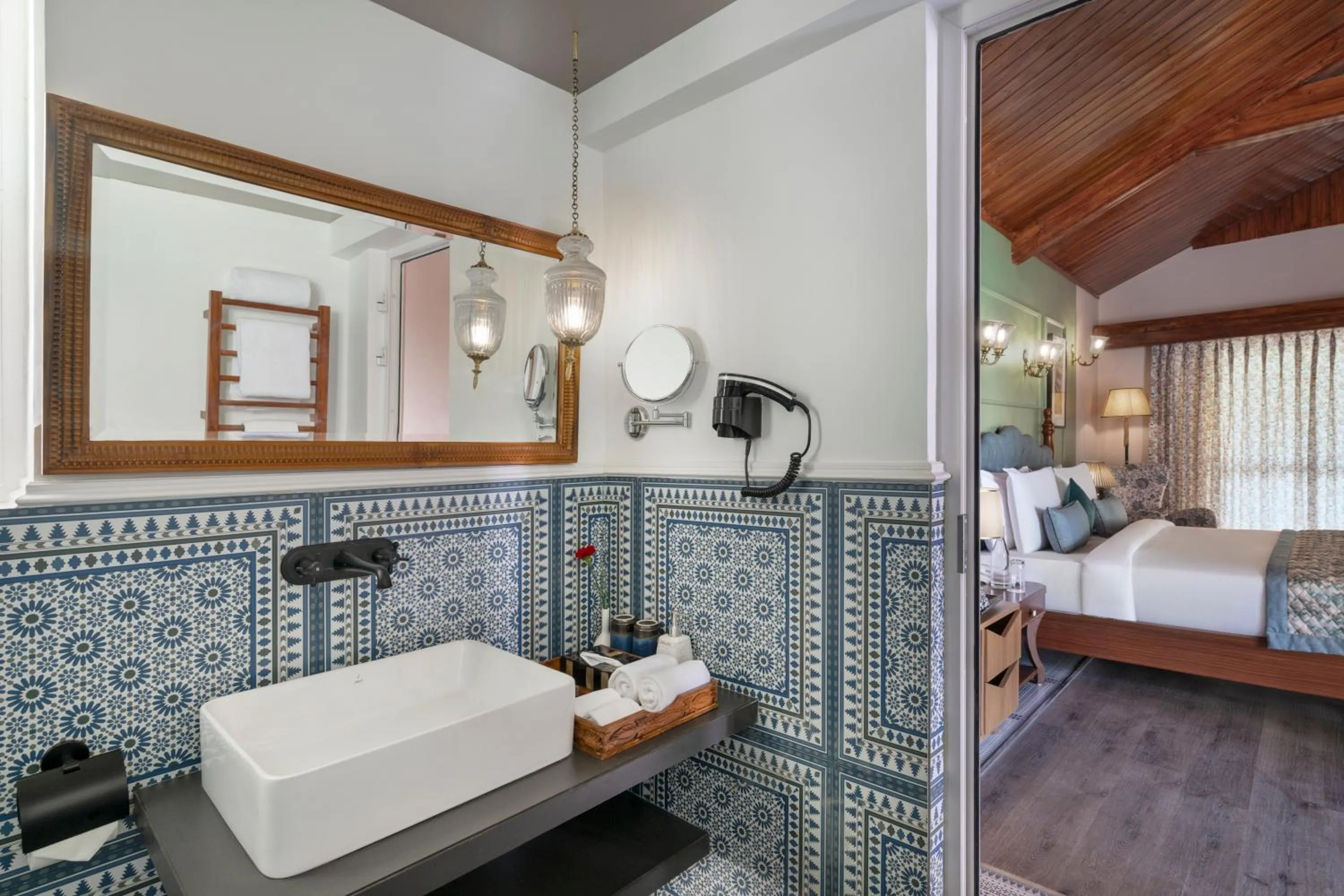 Bedroom, Bed in juSTa Birding Resort & Spa - Best Dhauladhar View Resort