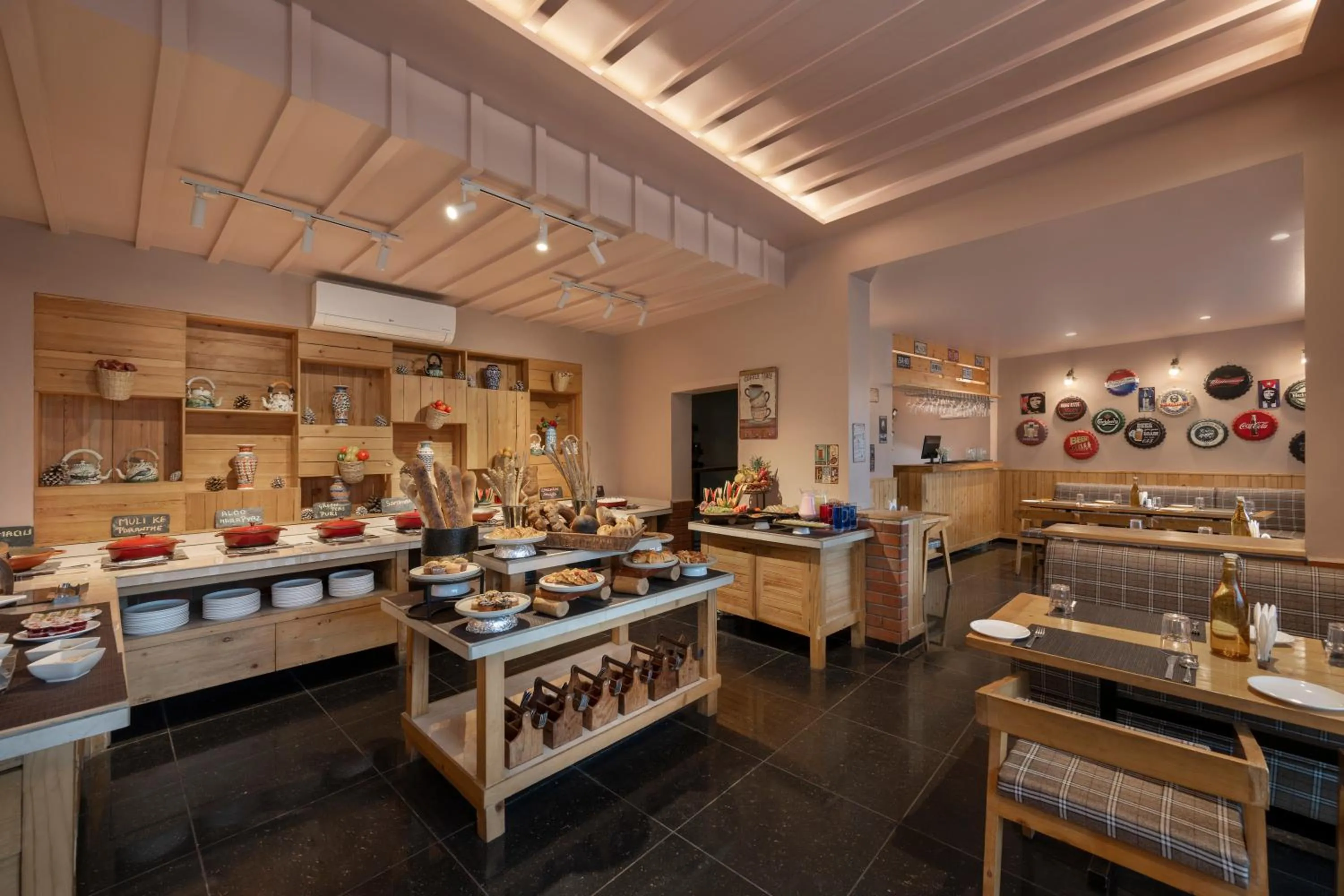 Restaurant/places to eat in juSTa Birding Resort & Spa - Best Dhauladhar View Resort