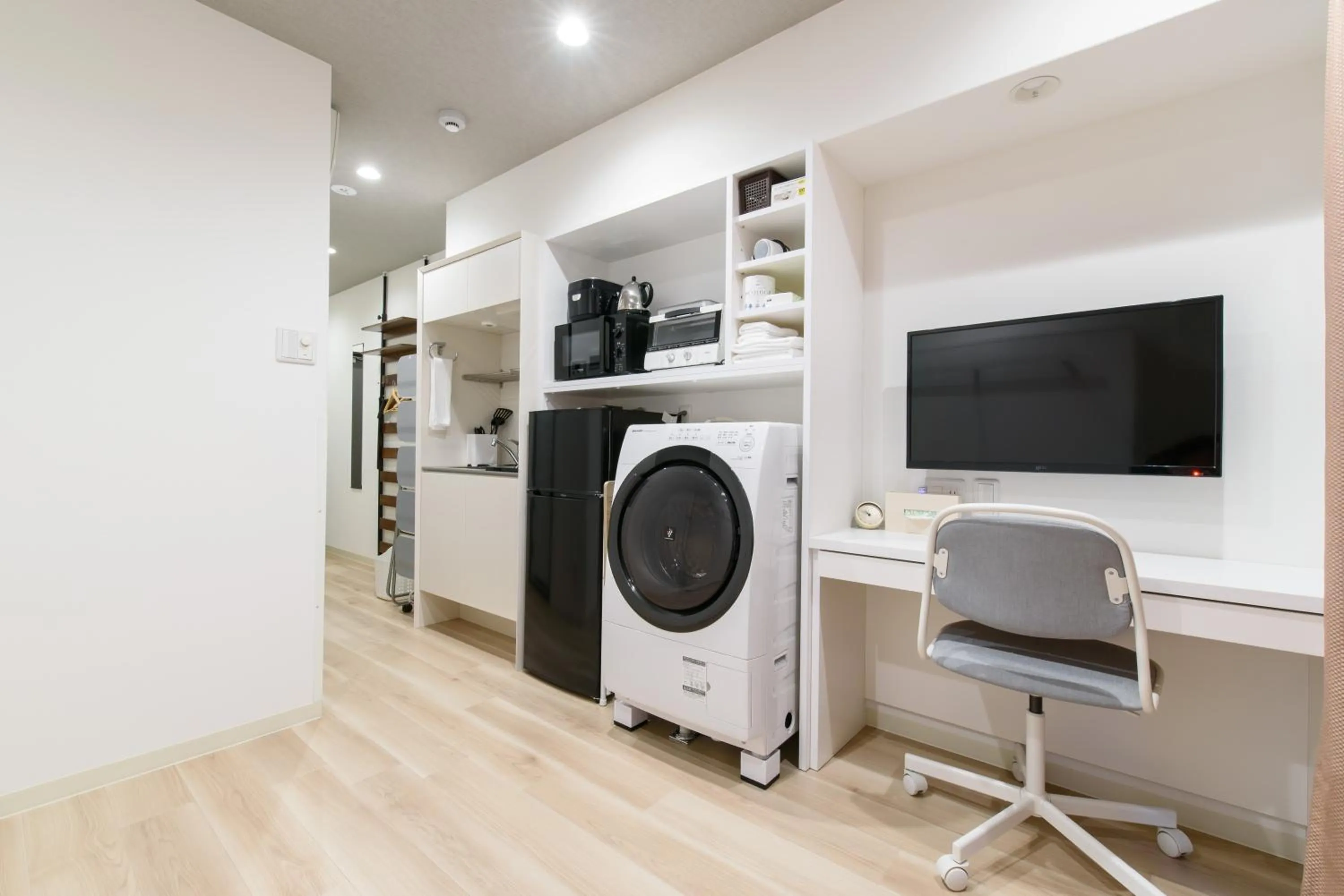 TV and multimedia in JP INN Kyoto Ekimae Izutsucho