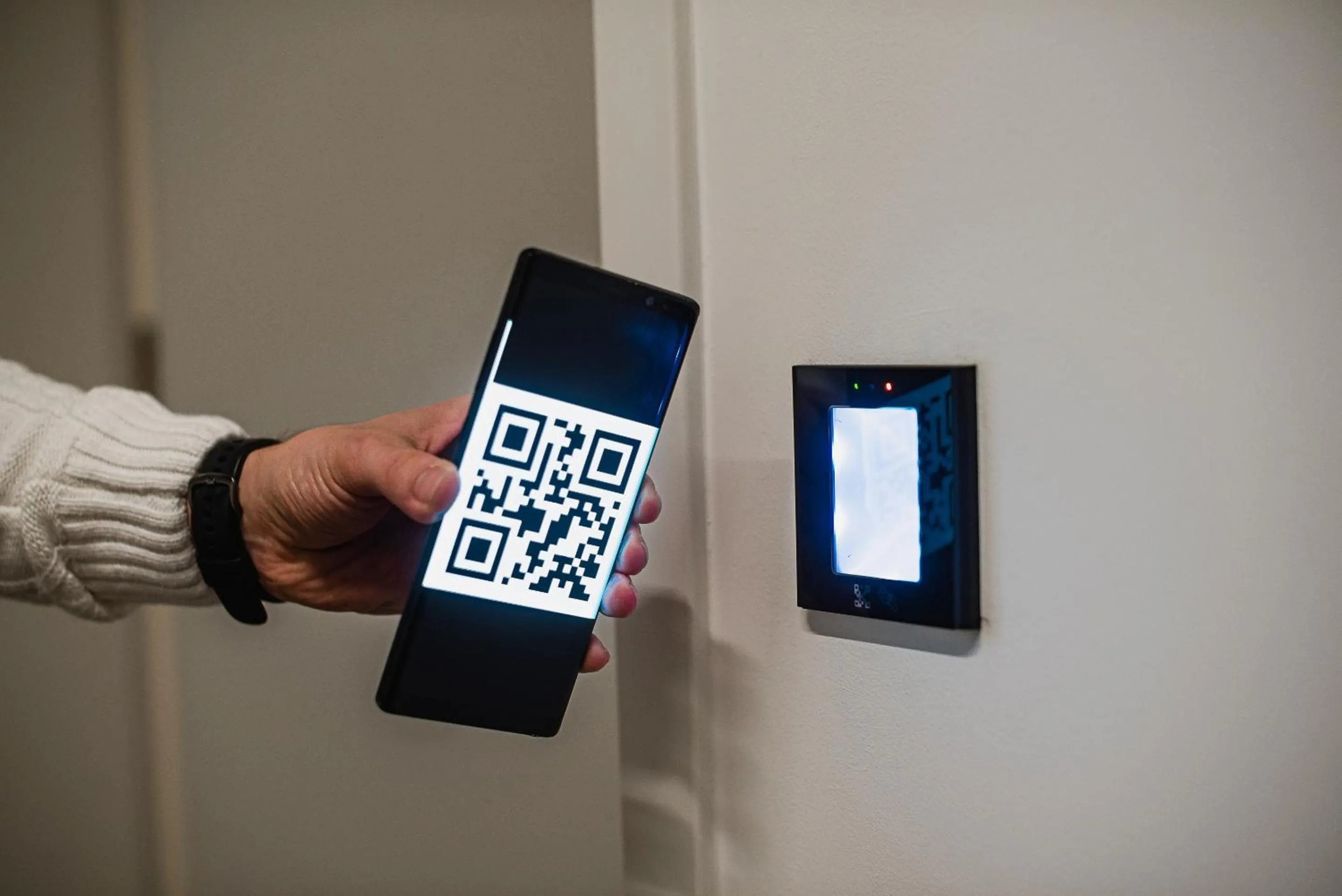 Facade/entrance in Dragons Dream Hostel