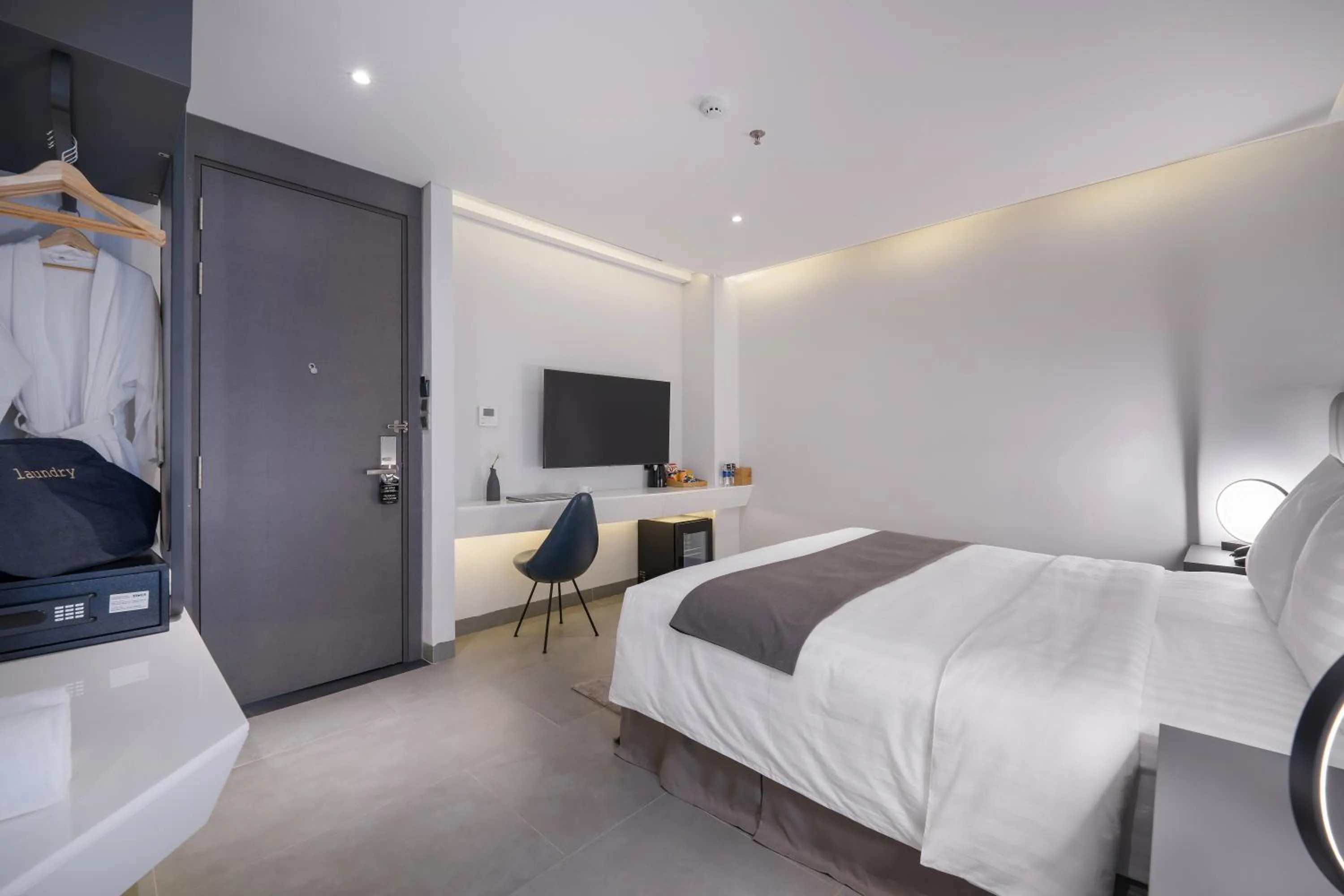 Photo of the whole room, Bed in LEGEND Boutique Hotel