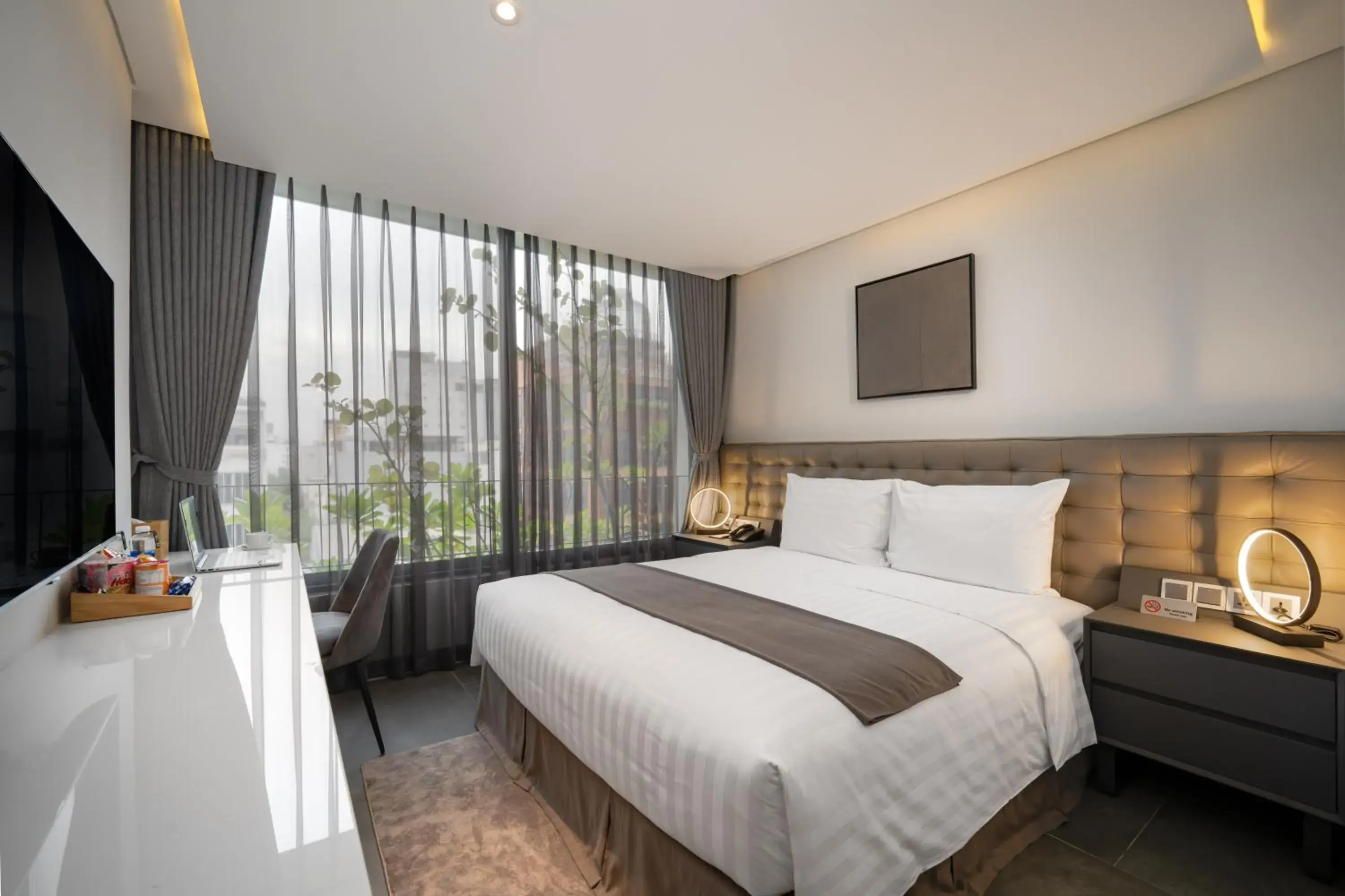 King Room with City View in LEGEND Boutique Hotel King Room with City View in LEGEND Boutique Hotel