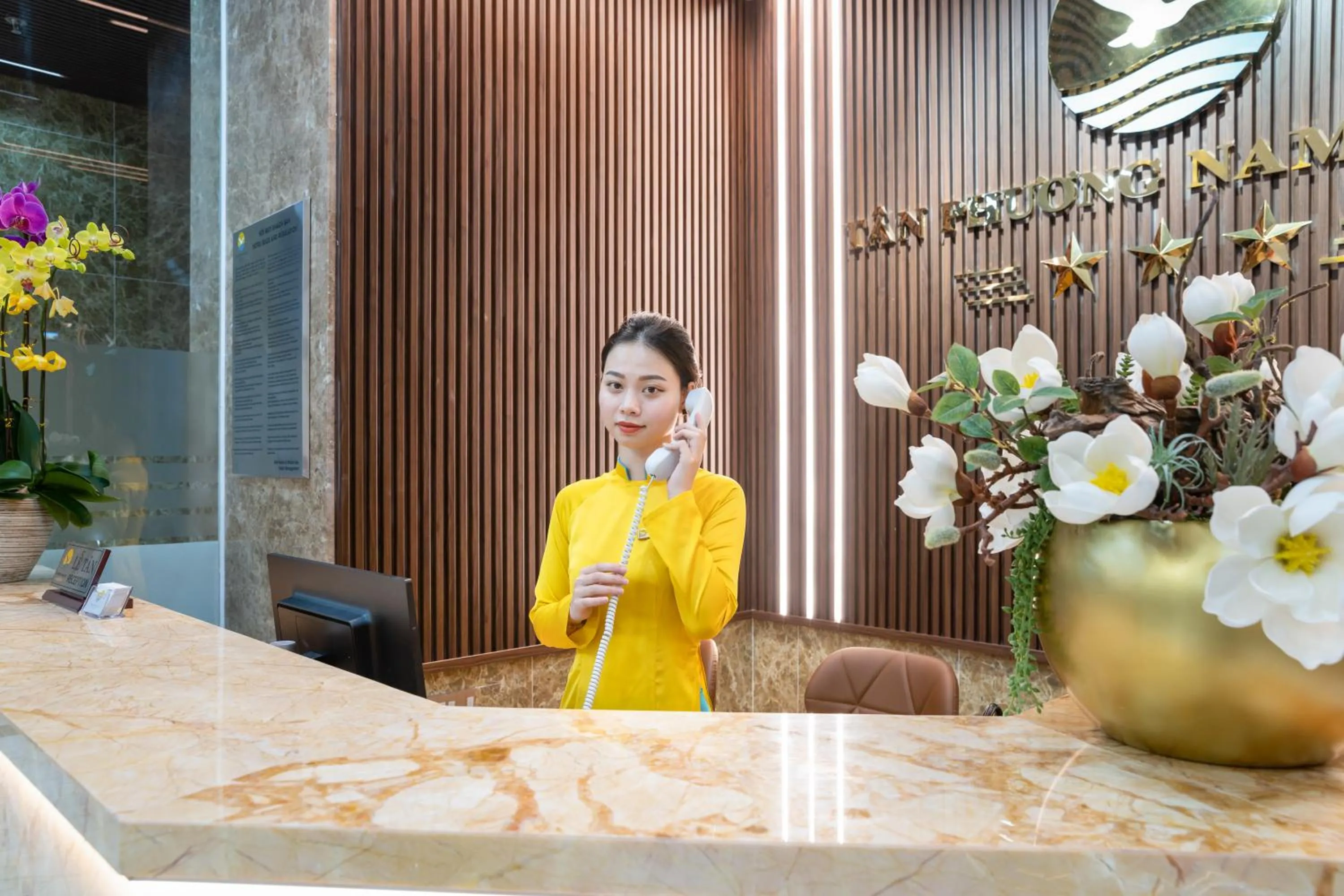 Lobby or reception in Tan Phuong Nam Hotel & Apartment