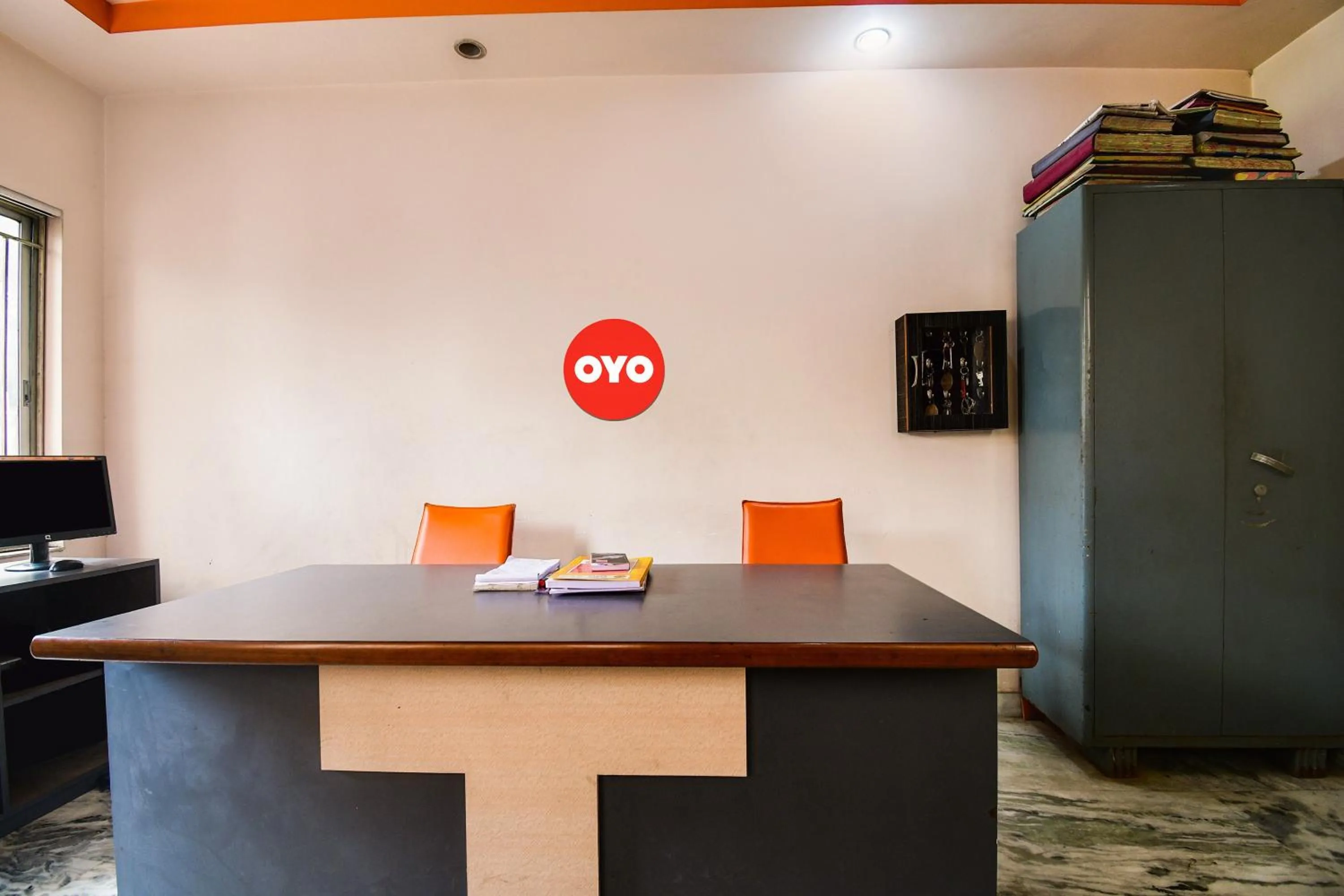 Lobby or reception in Hotel O New Tulip Santragachi Junction