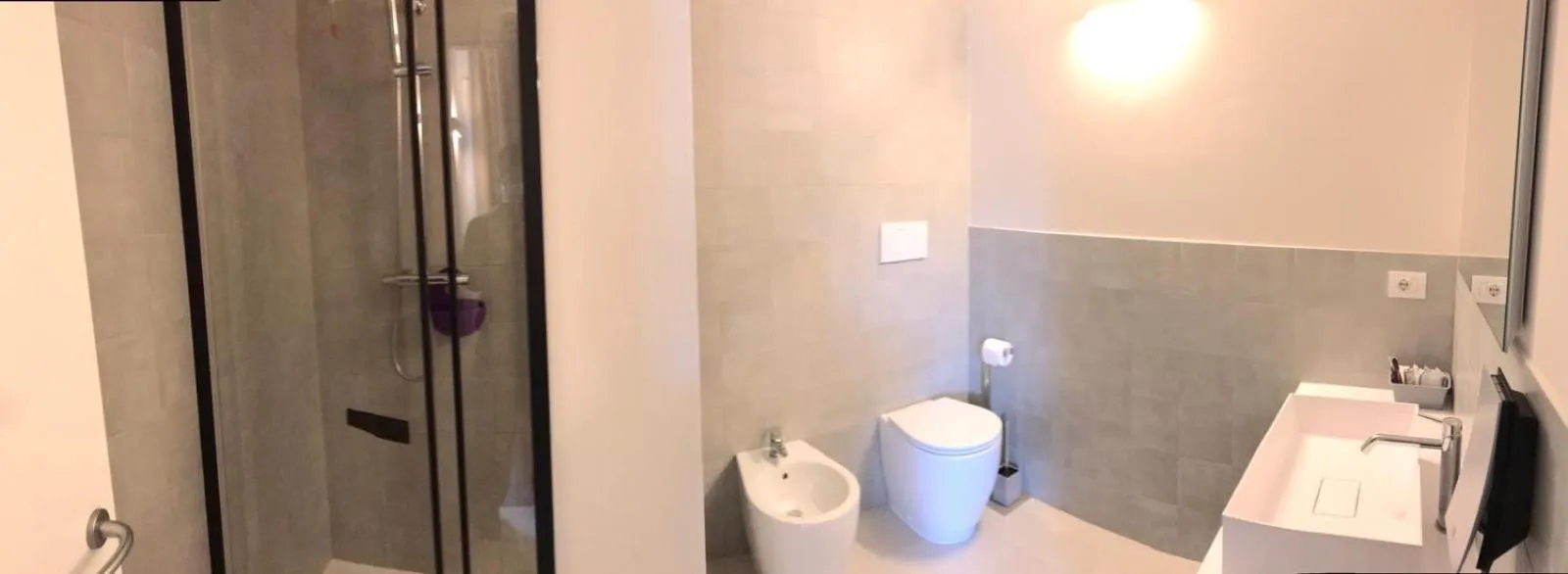 Venice Terminal Apartments & Suites