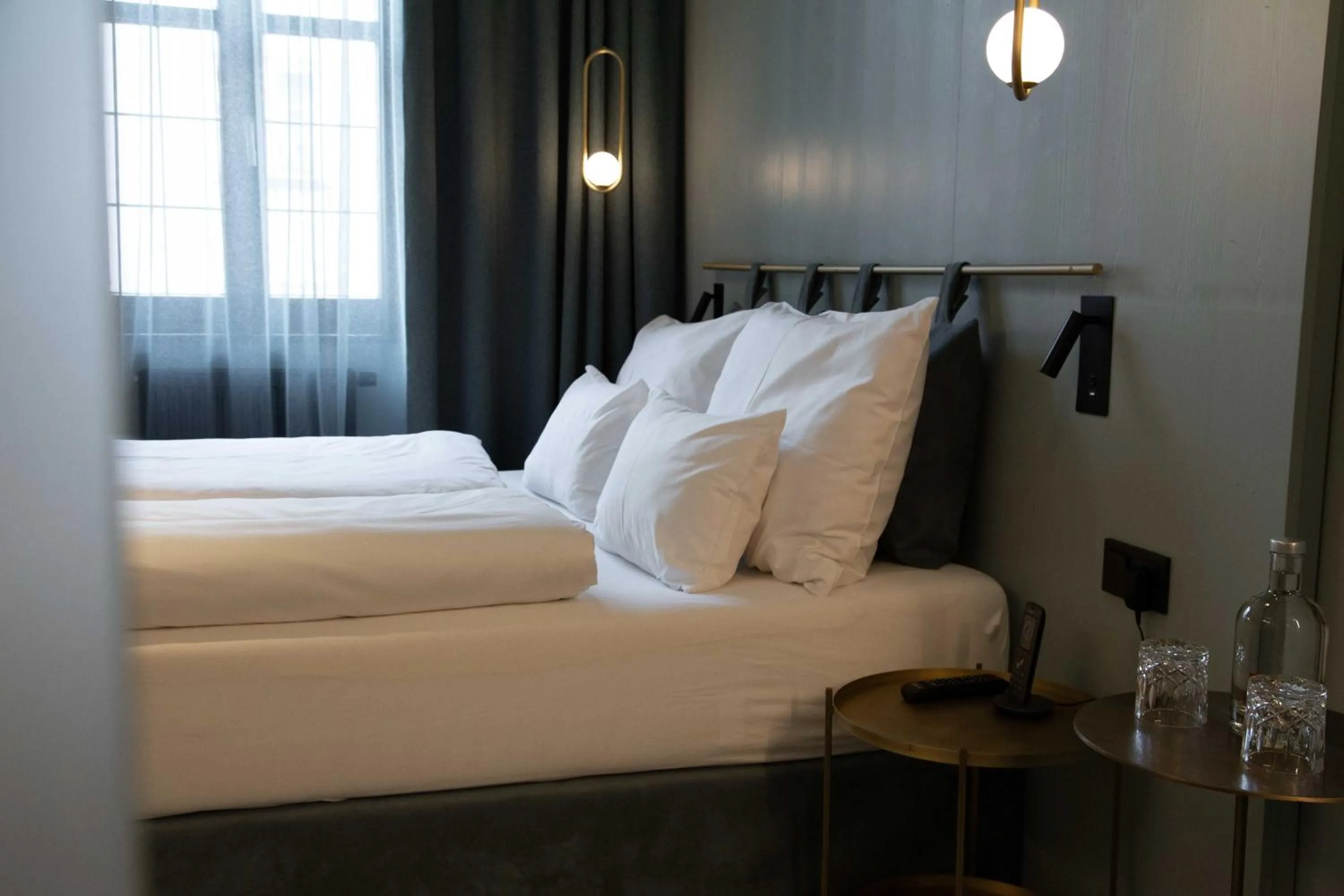 Bed in Altstadthotel Weisses Kreuz