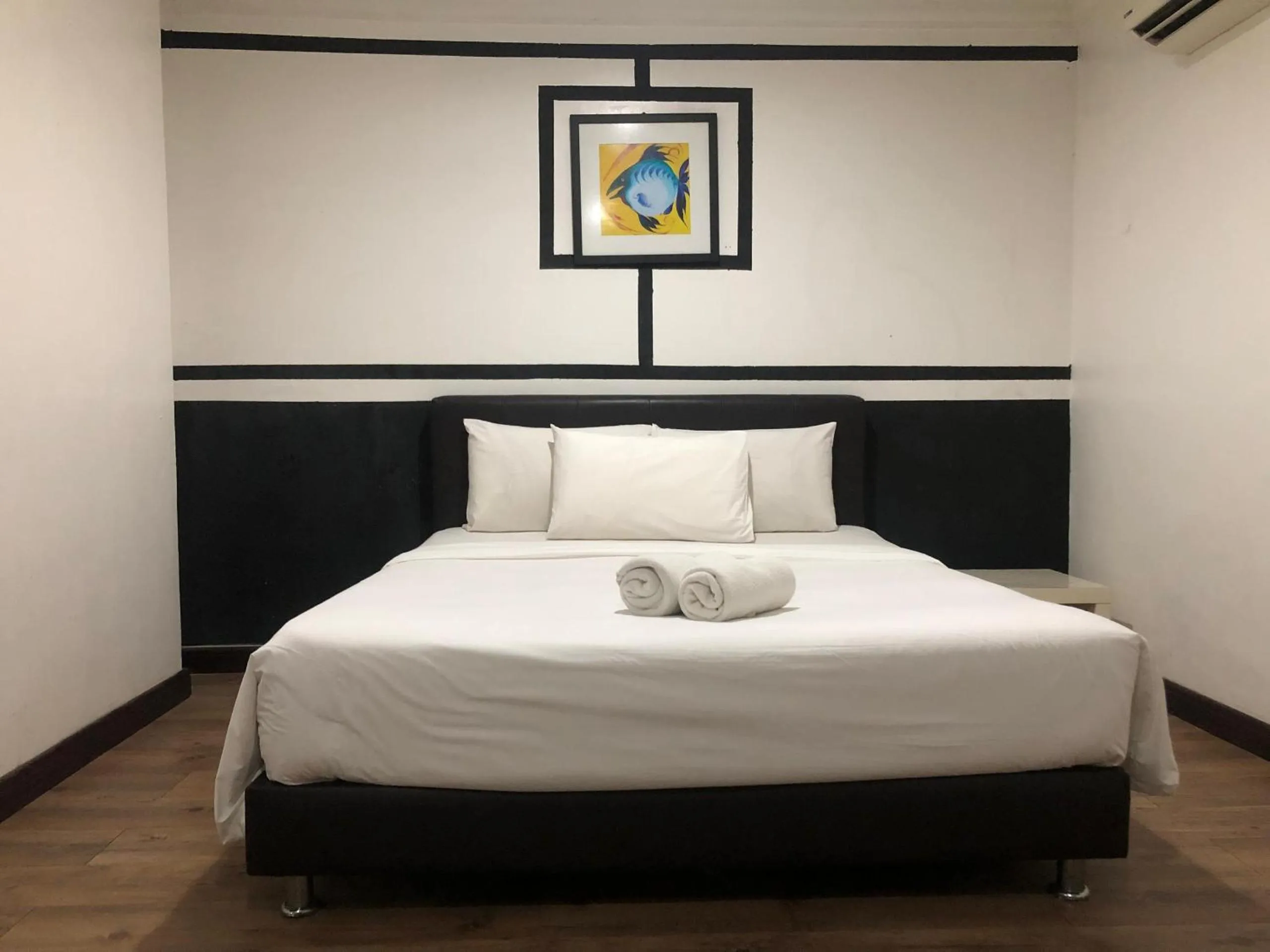 Bed in Ridel Sunset Hotel