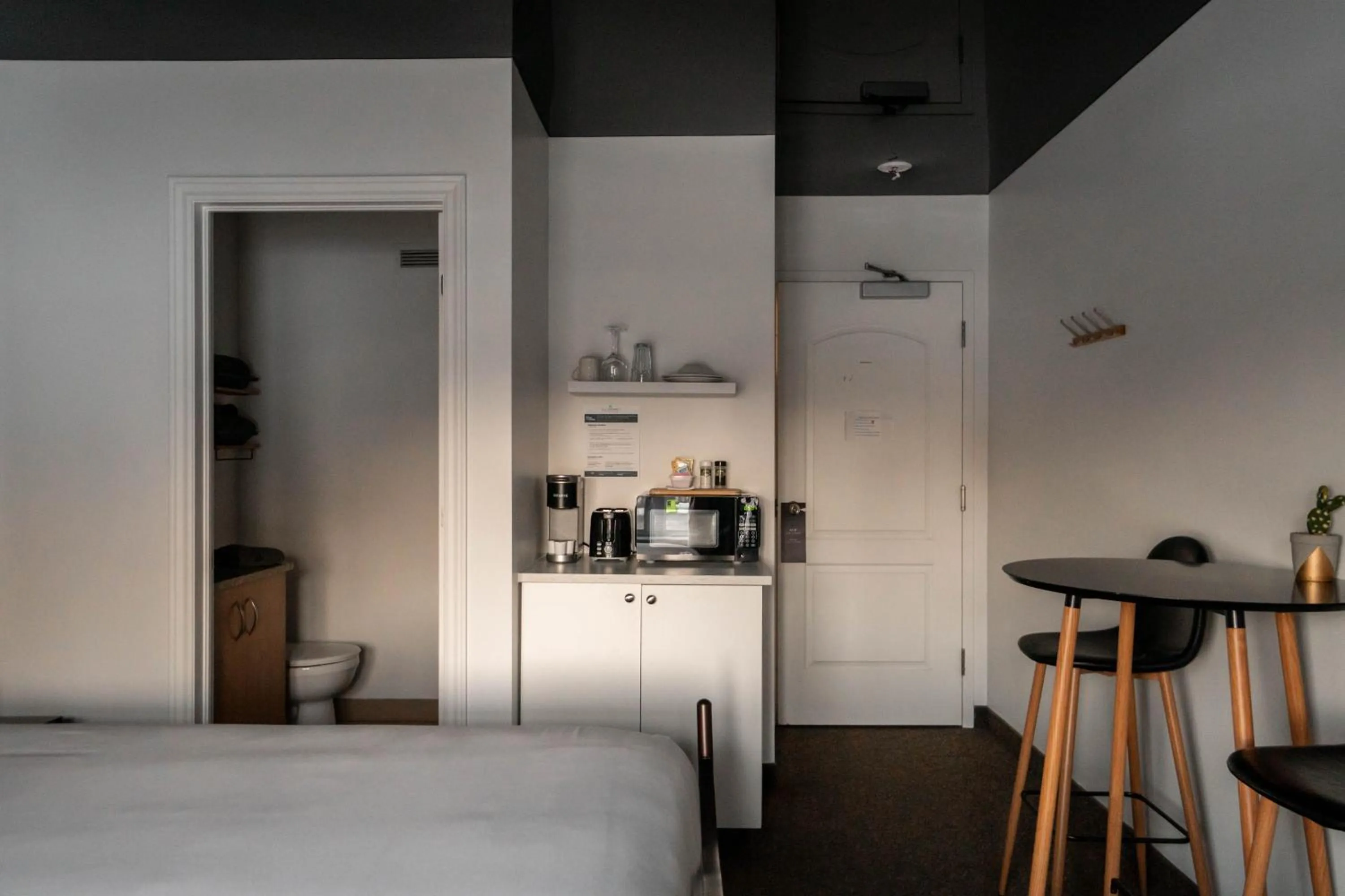 Coffee/tea facilities, Bed in Au Sommet du Lac Magog