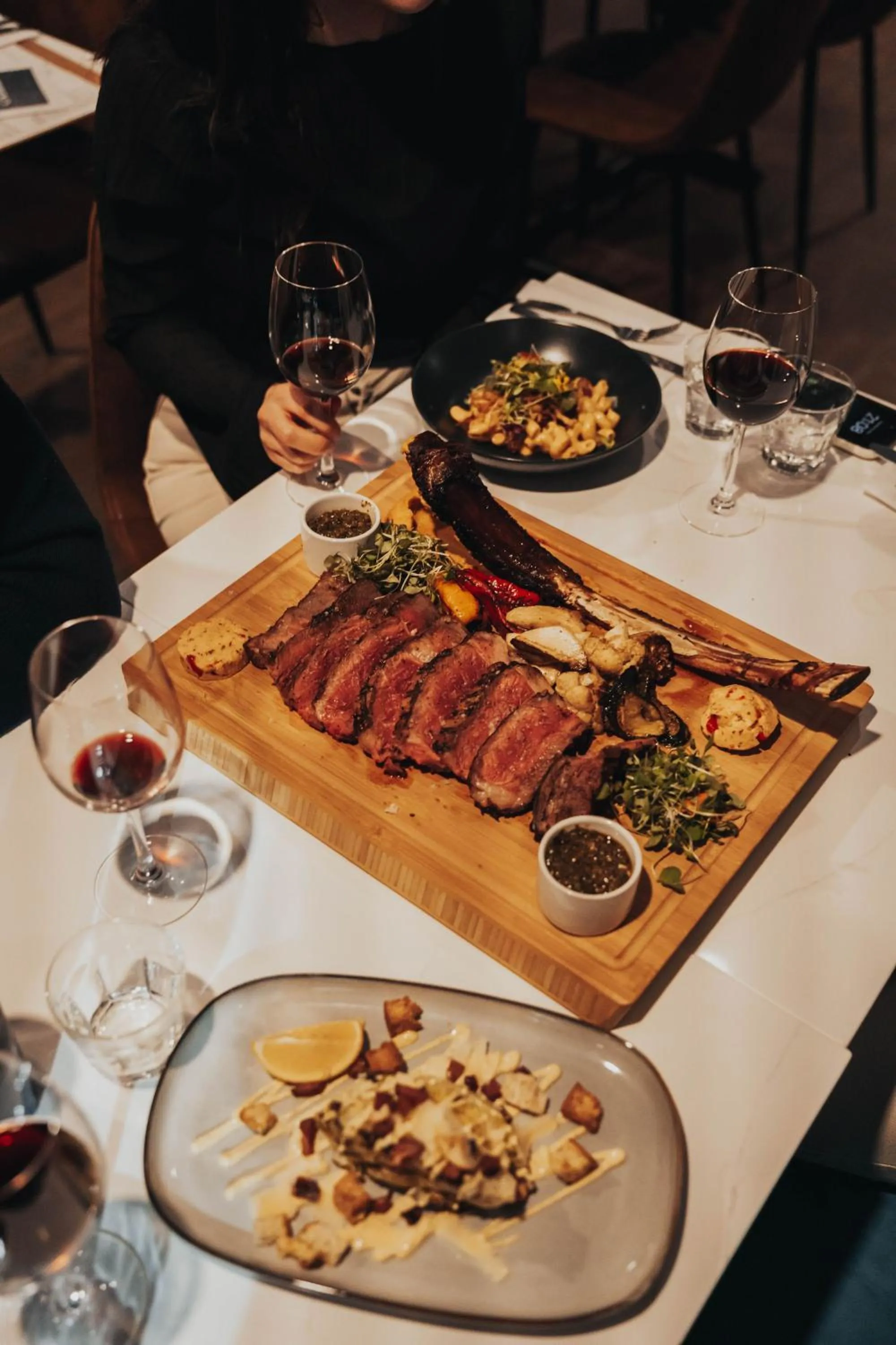 Restaurant/places to eat in Au Sommet du Lac Magog