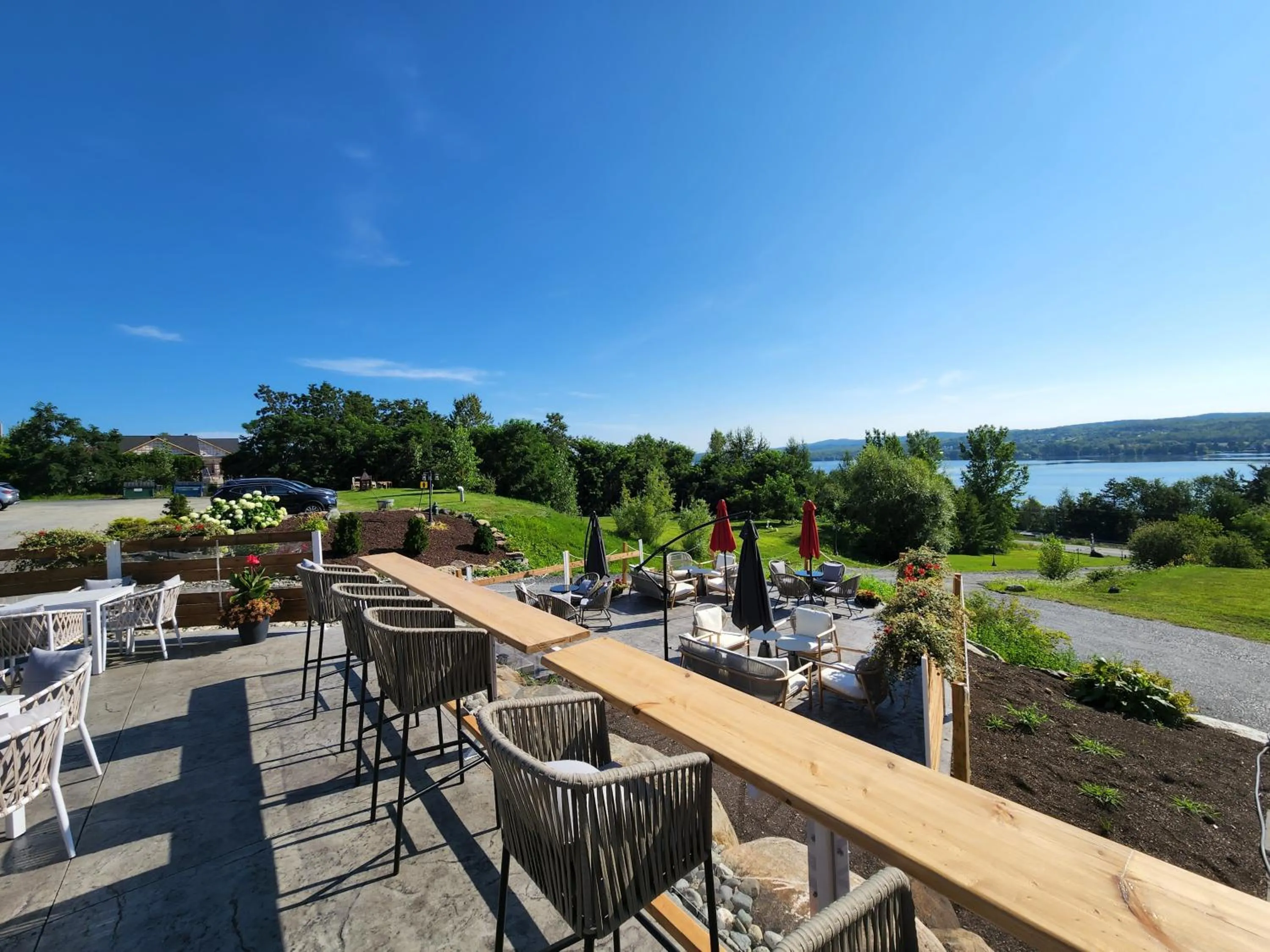 Patio in Au Sommet du Lac Magog