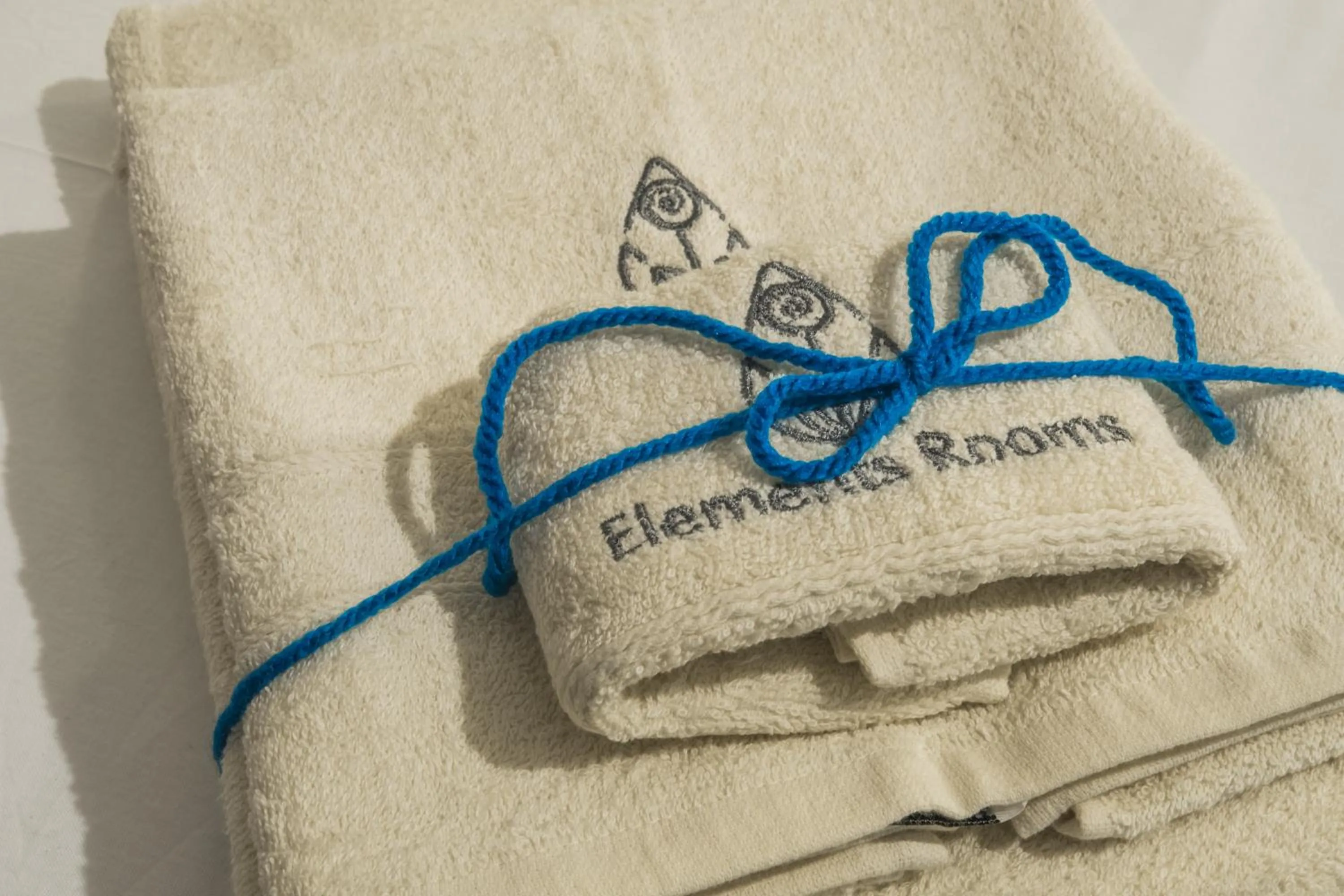 Property logo or sign in 4 Balconi rooms-Elements B&B