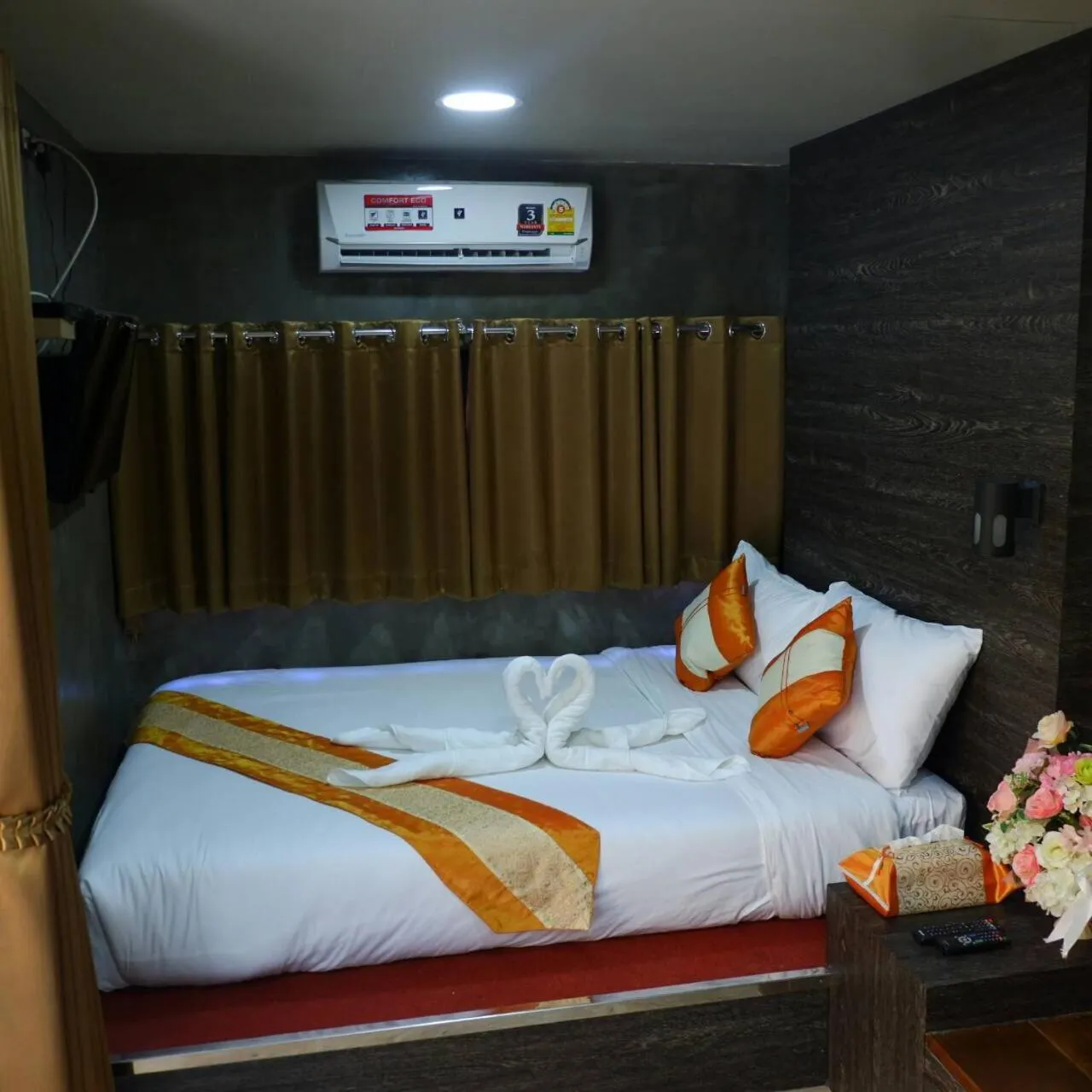 Bed in Amazon Resort