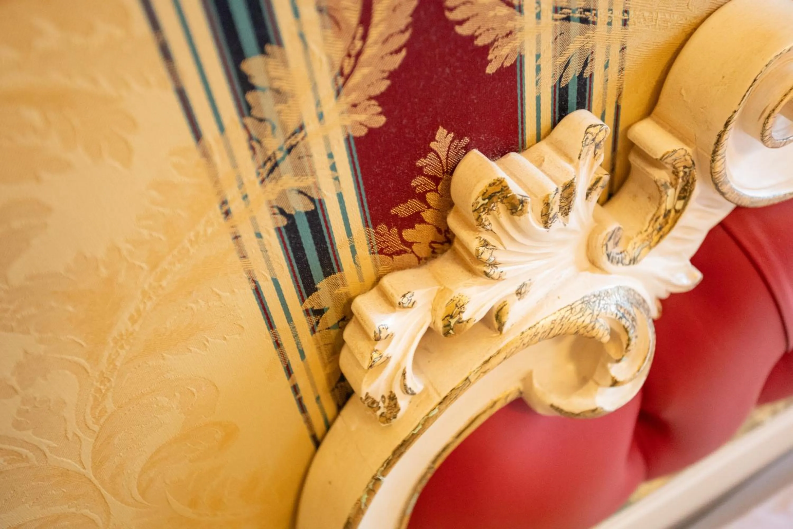 Decorative detail in Duomo Boutique Hotel