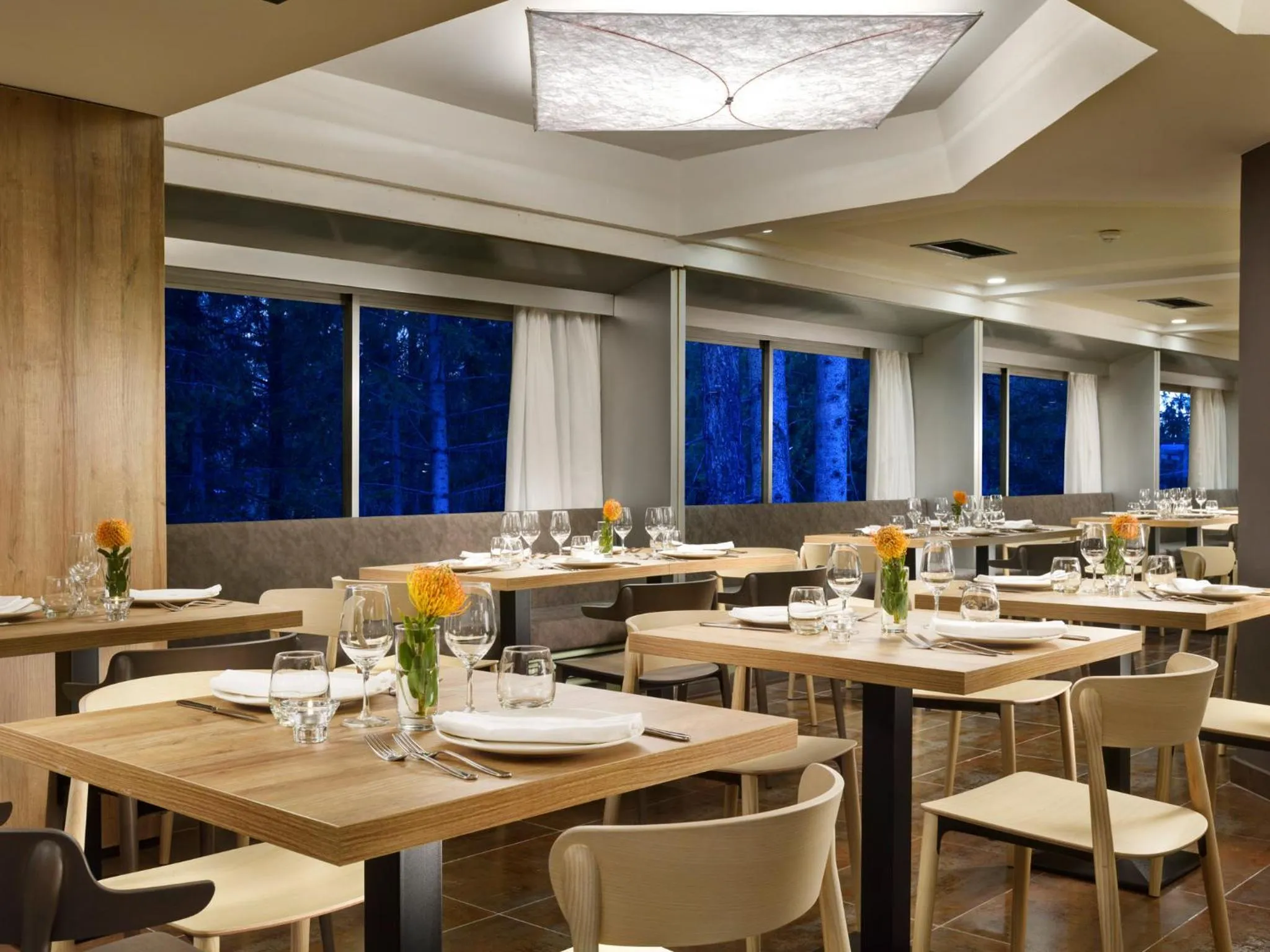 Restaurant/places to eat in TH Marilleva