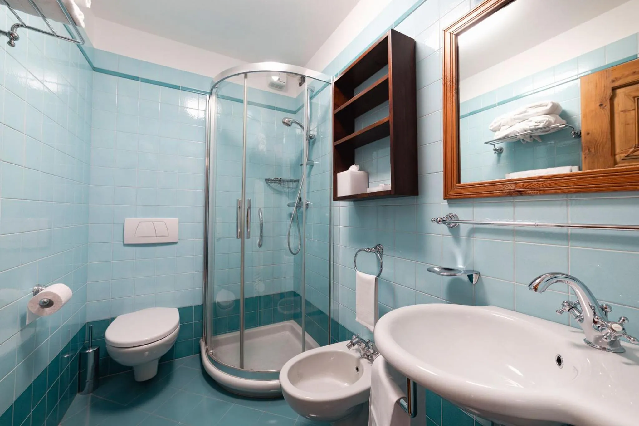 Shower in HOTEL BOUTON D'OR Courmayeur