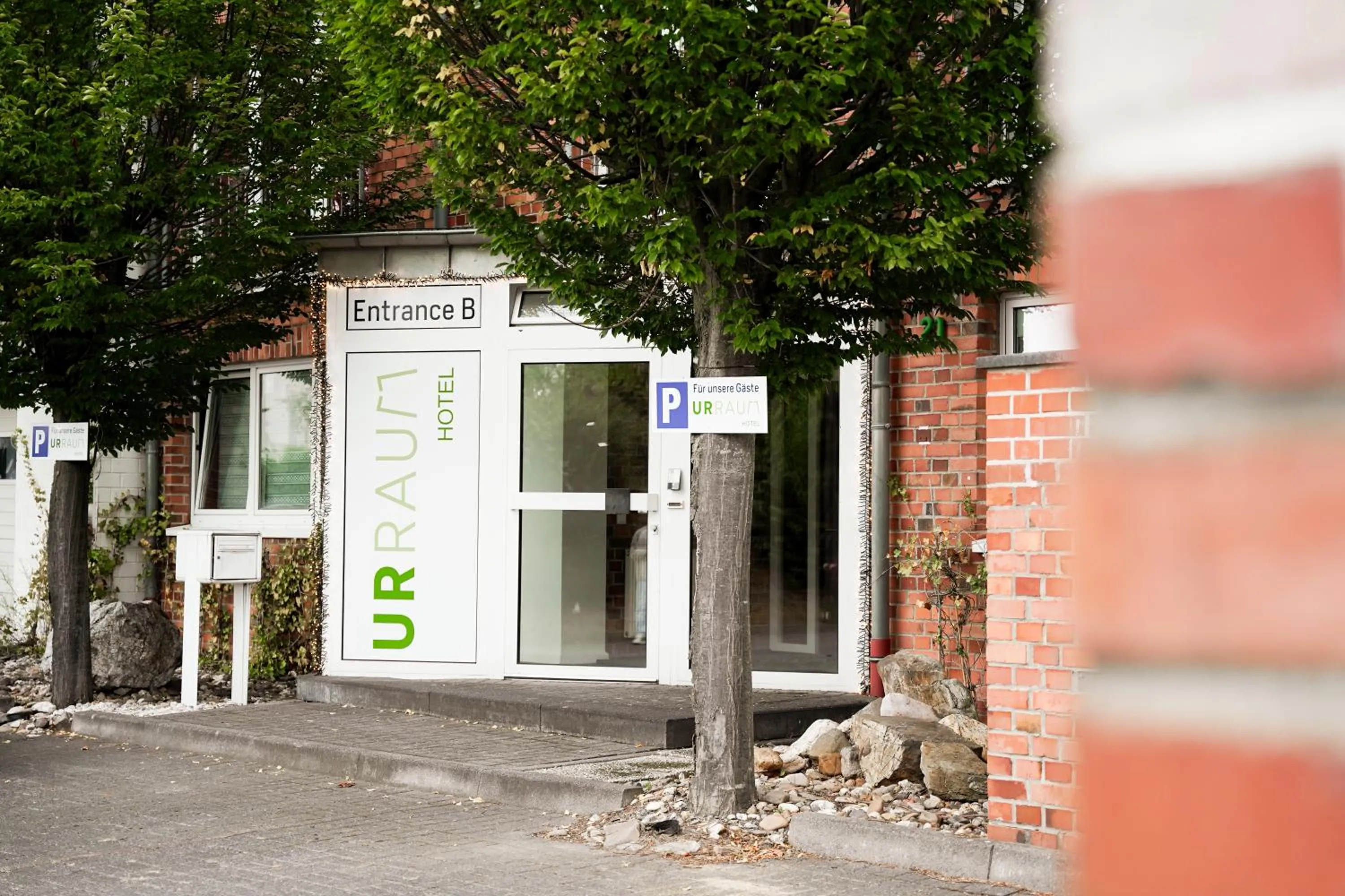 Facade/entrance in urraum Hotel