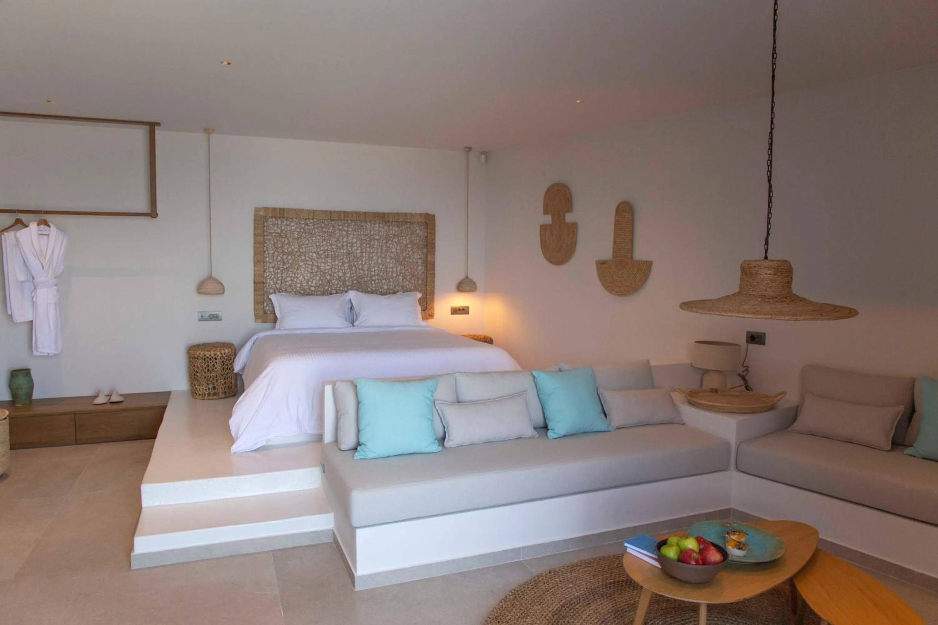 Living room, Bed in Lithi Luxury Retreat