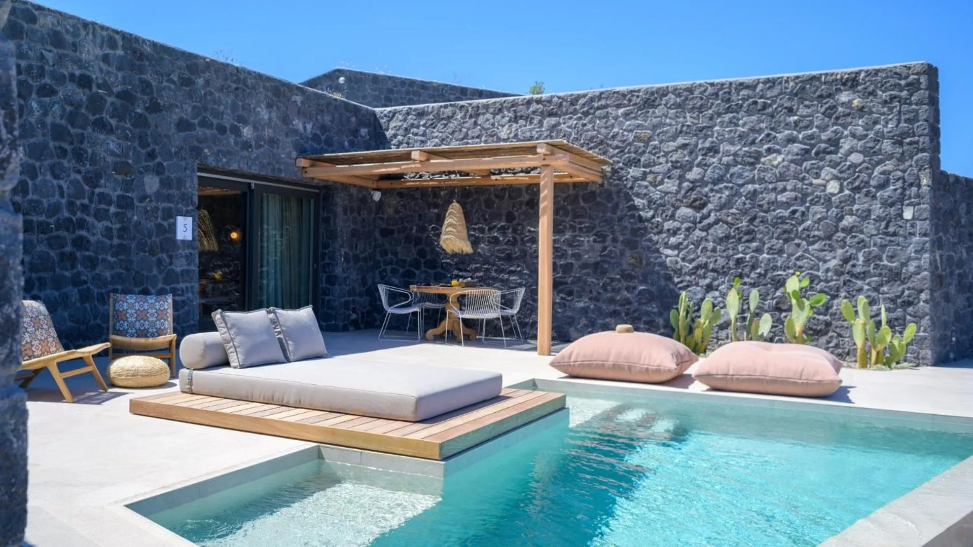 Seating area in Lithi Luxury Retreat