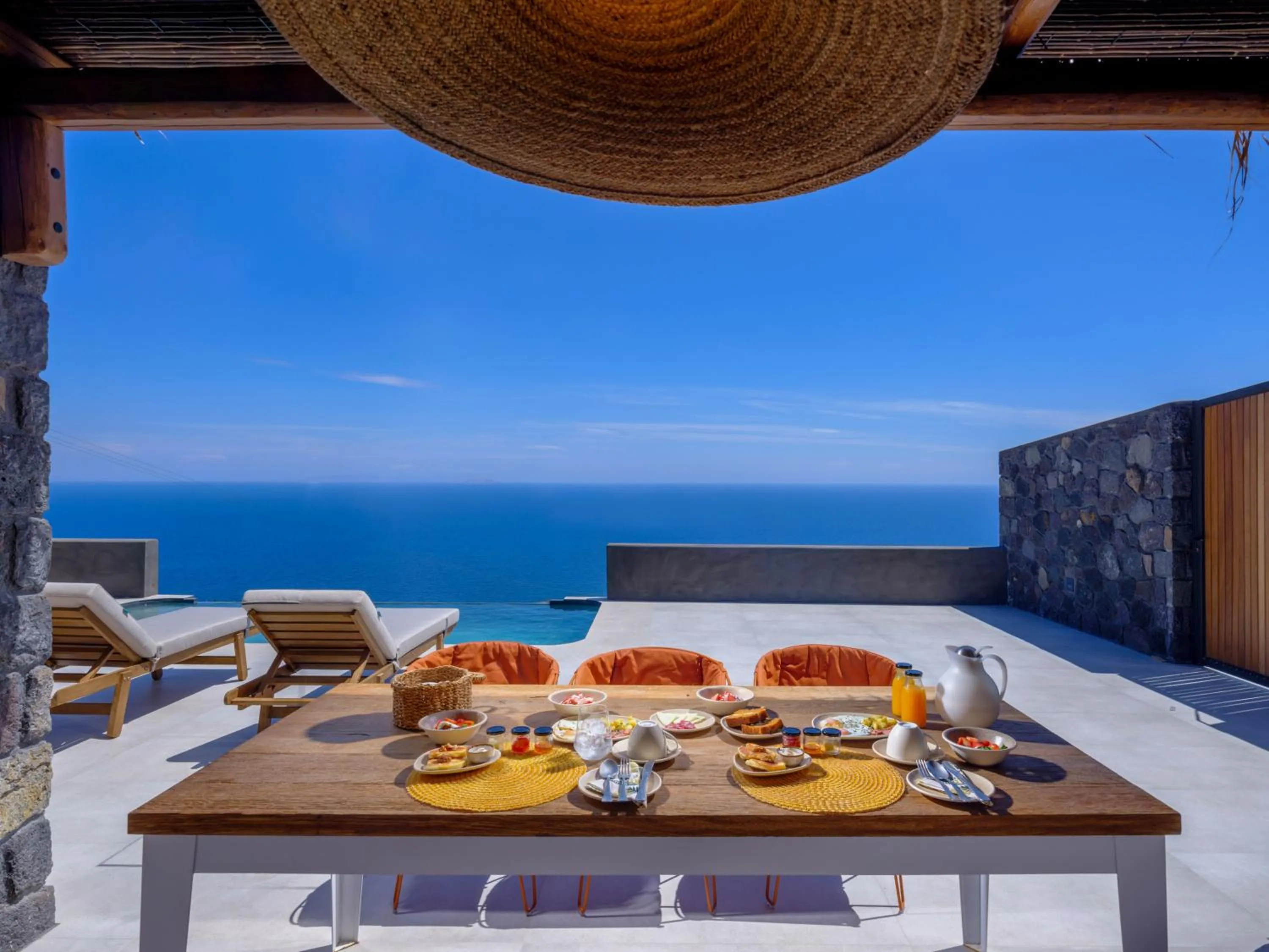 Balcony/Terrace in Lithi Luxury Retreat