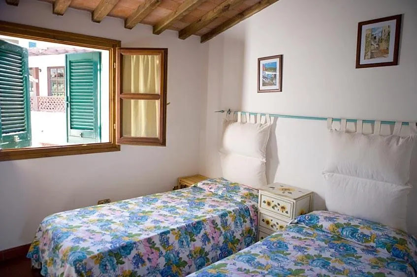 Bed in Hotel Barsalini